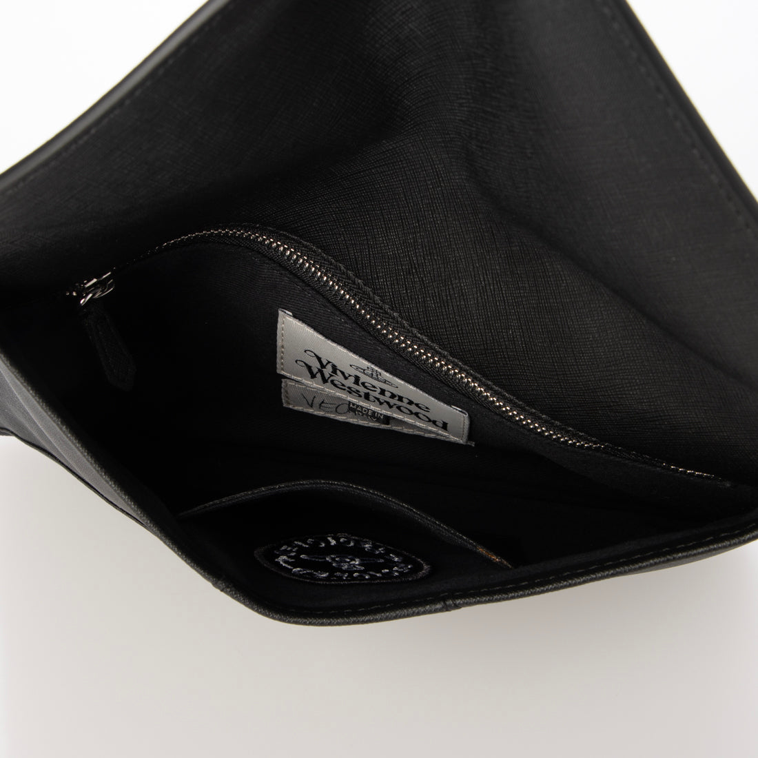 ヴィヴィアン ウエストウッド Vivienne Westwood SAFFIANO ENVELOPE CLUTCH （BLACK） BLACK