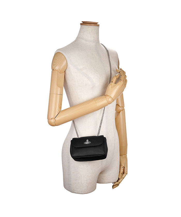 ヴィヴィアン ウエストウッド Vivienne Westwood ショルダーバッグ 52020005 S000B N401 （ブラック） ブラック