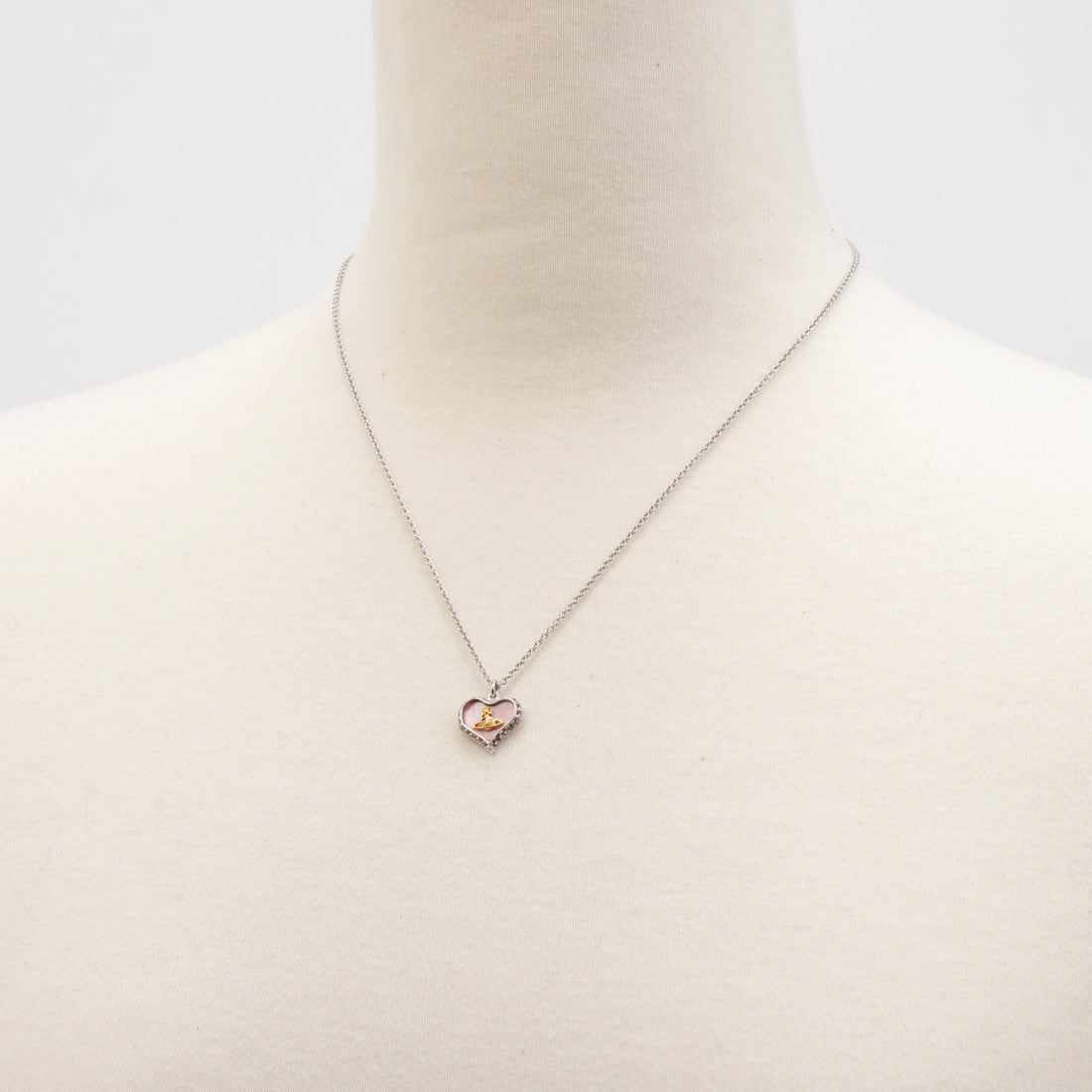 ヴィヴィアン ウエストウッド Vivienne Westwood アクセサリー （ピンク） 他
