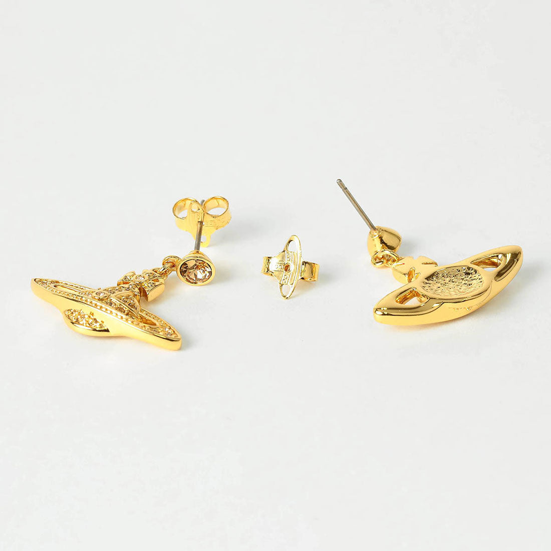 ヴィヴィアン ウエストウッド Vivienne Westwood ピアス ミニ バス レリーフ ドロップピアス 62020025 02R121 CN 27723000 R121 GOLD （ゴールド） ゴールド