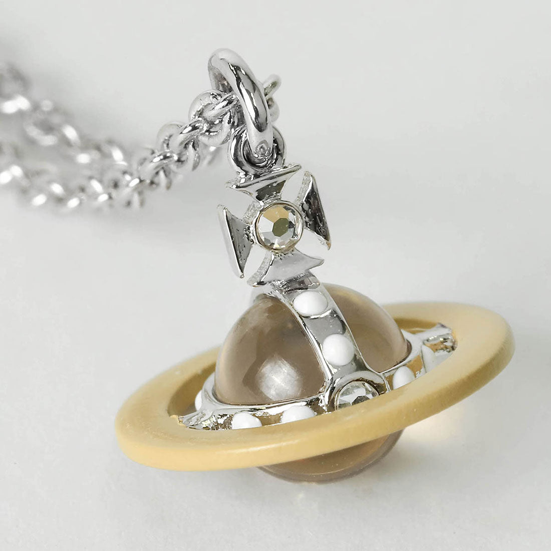 ヴィヴィアン ウエストウッド Vivienne Westwood ネックレス マン プティット オリジナル オーブ NECKLACE 630203CH 02P674 37383749 P674 SILVER/KHAKI （シルバー/カーキ） シルバー/カーキ