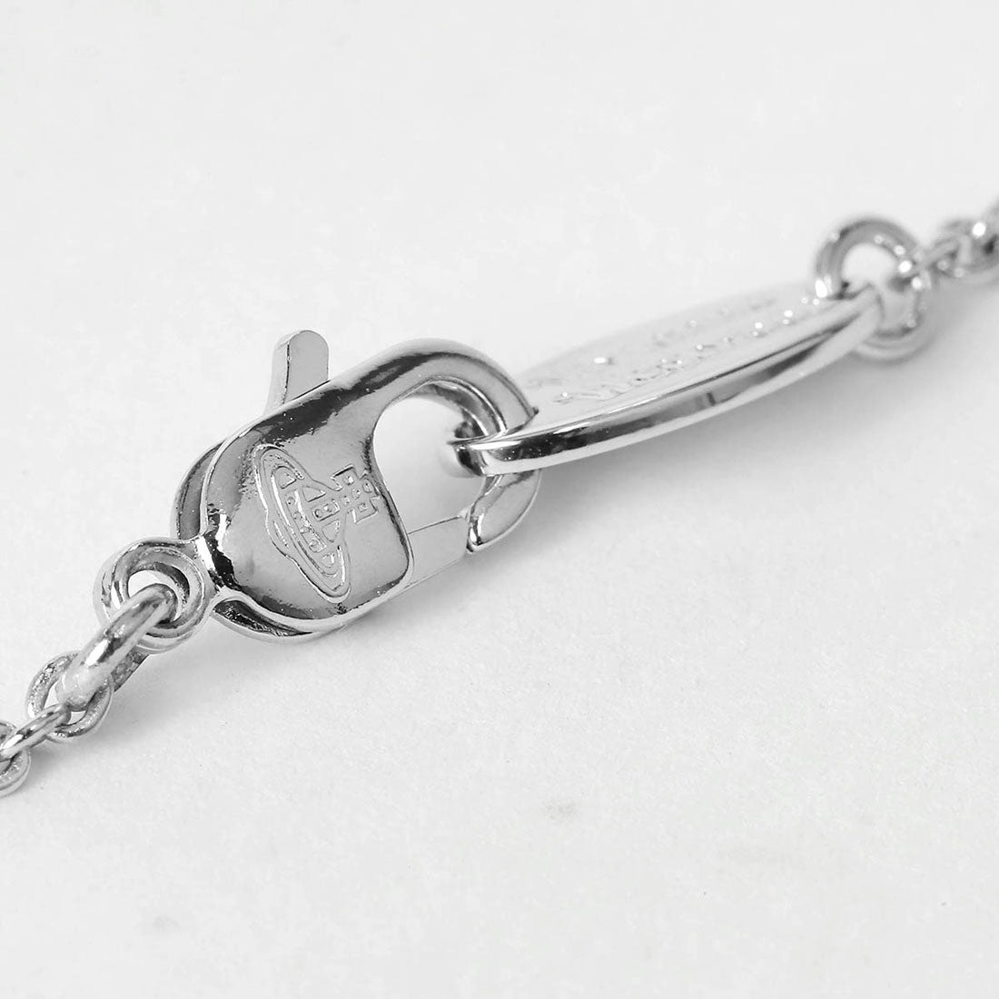 ヴィヴィアン ウエストウッド Vivienne Westwood ネックレス マン プティット オリジナル オーブ NECKLACE 630203CH 02P674 37383749 P674 SILVER/KHAKI （シルバー/カーキ） シルバー/カーキ