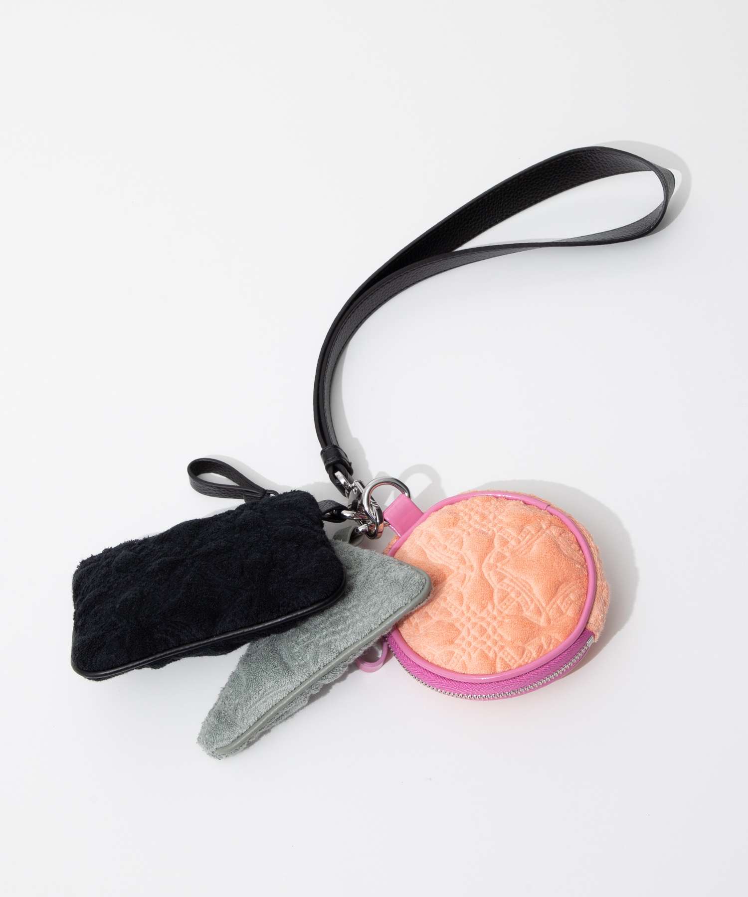ヴィヴィアン ウエストウッド Vivienne Westwood 5204005CU K003E ポーチ TOWELLING MULTI POUCH レディース マルチポーチセット レザーストラップ  オーブ マルチケース （マルチ） マルチ