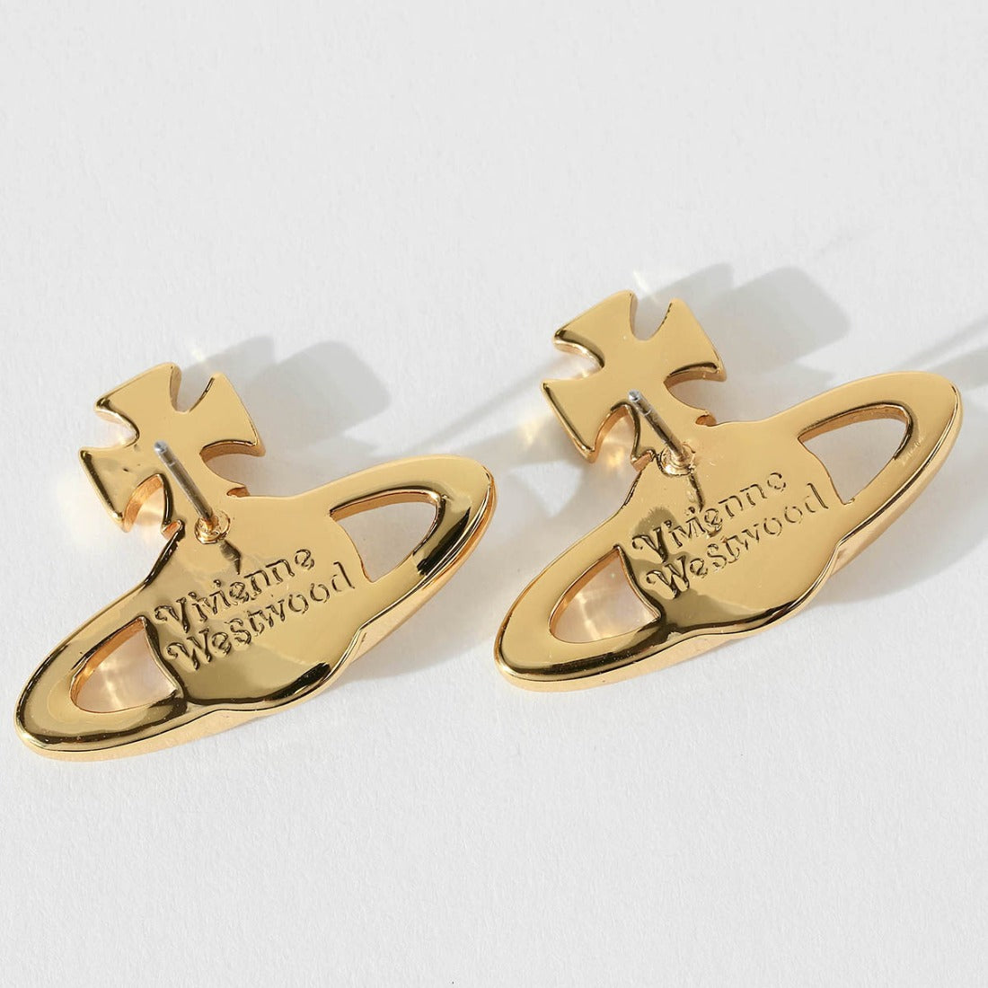ヴィヴィアン ウエストウッド Vivienne Westwood ピアス メイフェア バス レリーフ EARRING 6201035E 02R115 （ゴールド） ゴールド