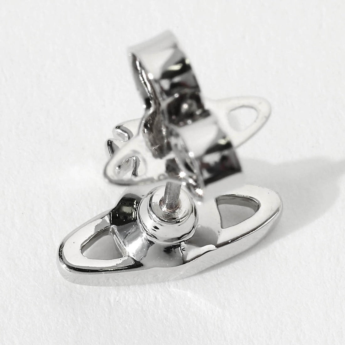 ヴィヴィアン ウエストウッド Vivienne Westwood ピアス ナノ ソリティア SINGLE EARRING 62010086 02P116 CN （シルバー） シルバー