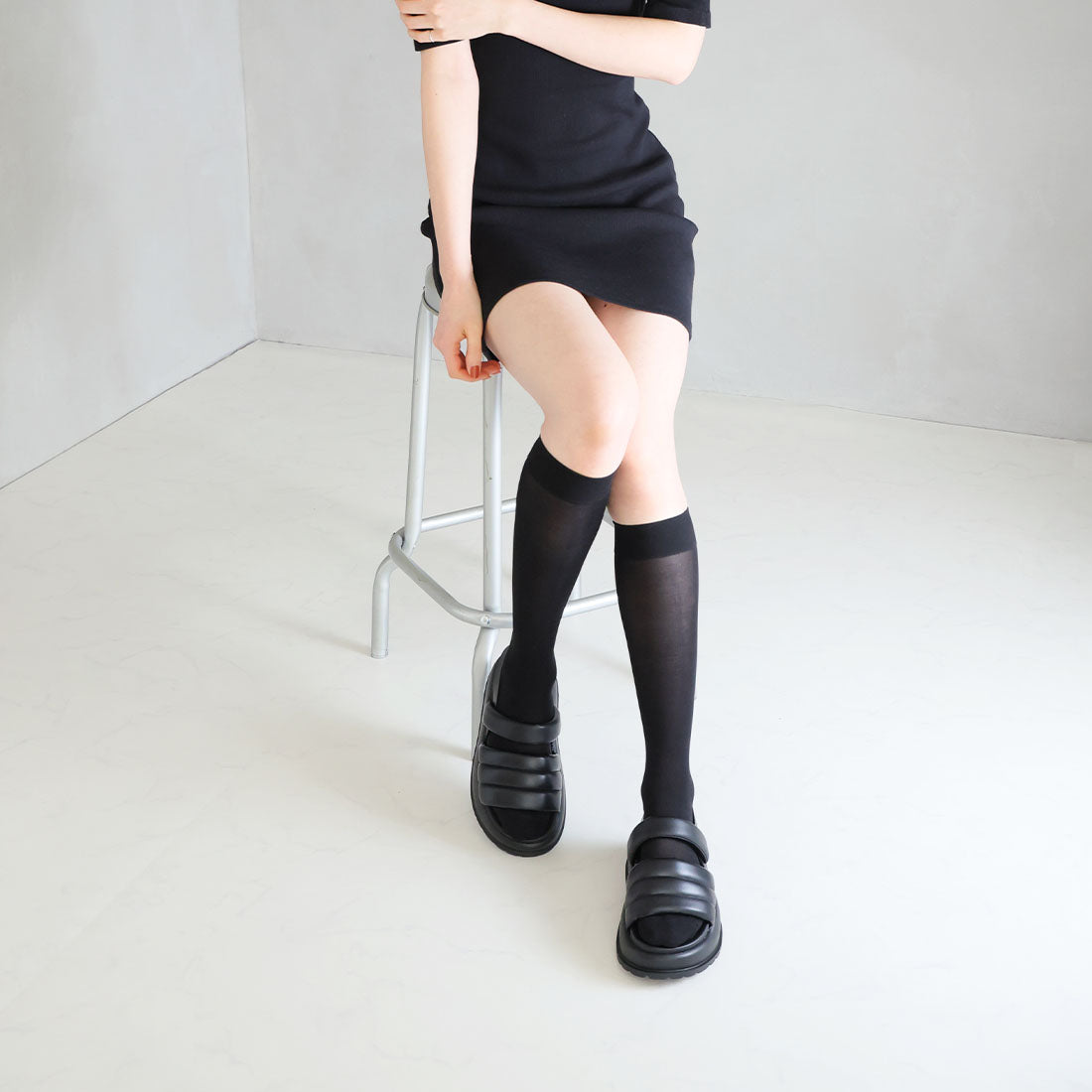 【2025年春夏新作】ヴィヴィアン VIVIAN 厚底パデッドストラップサンダル