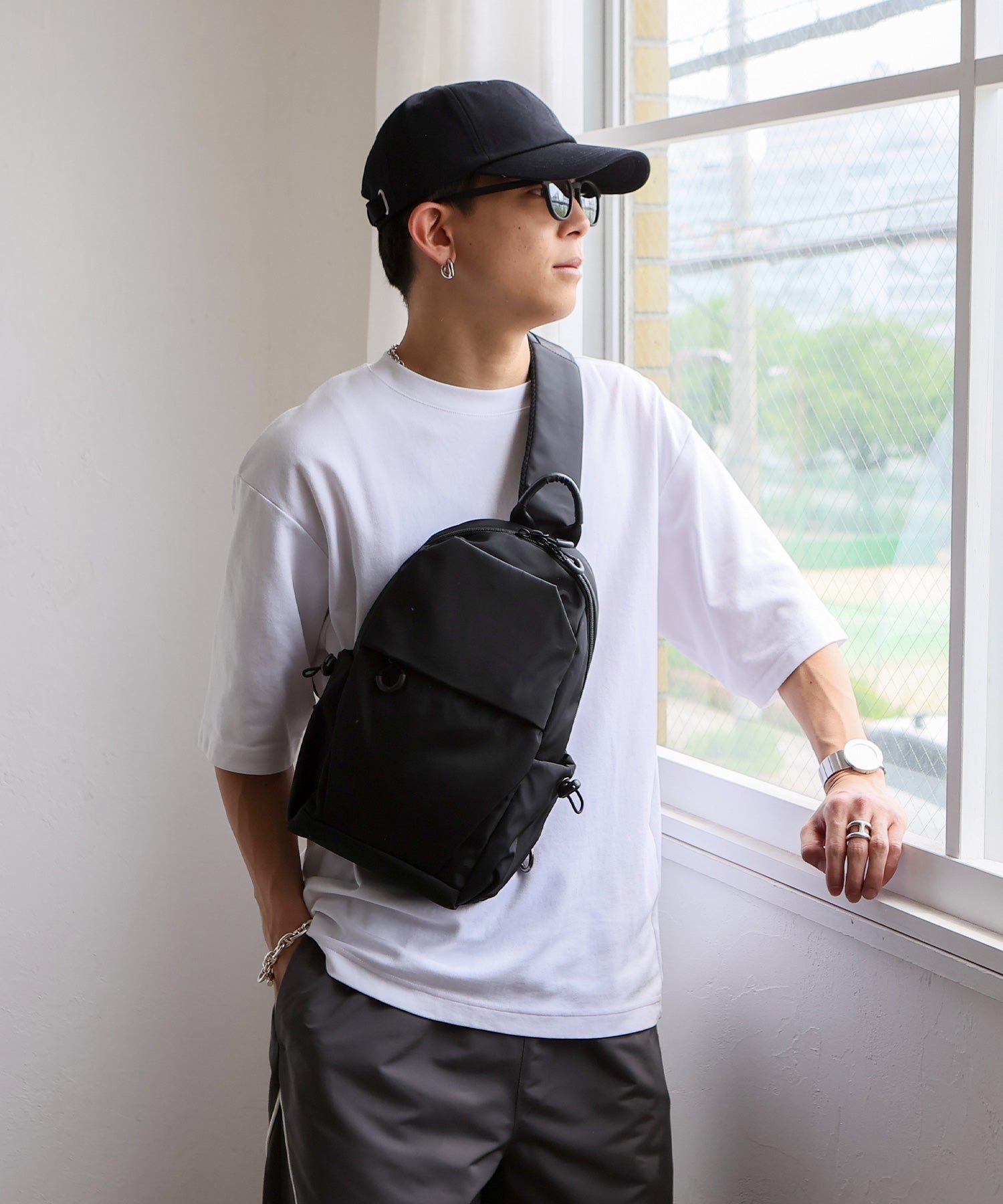 ヴィータフェリーチェ VitaFelice 撥水ナイロンボディバッグ （BLACK） BLACK