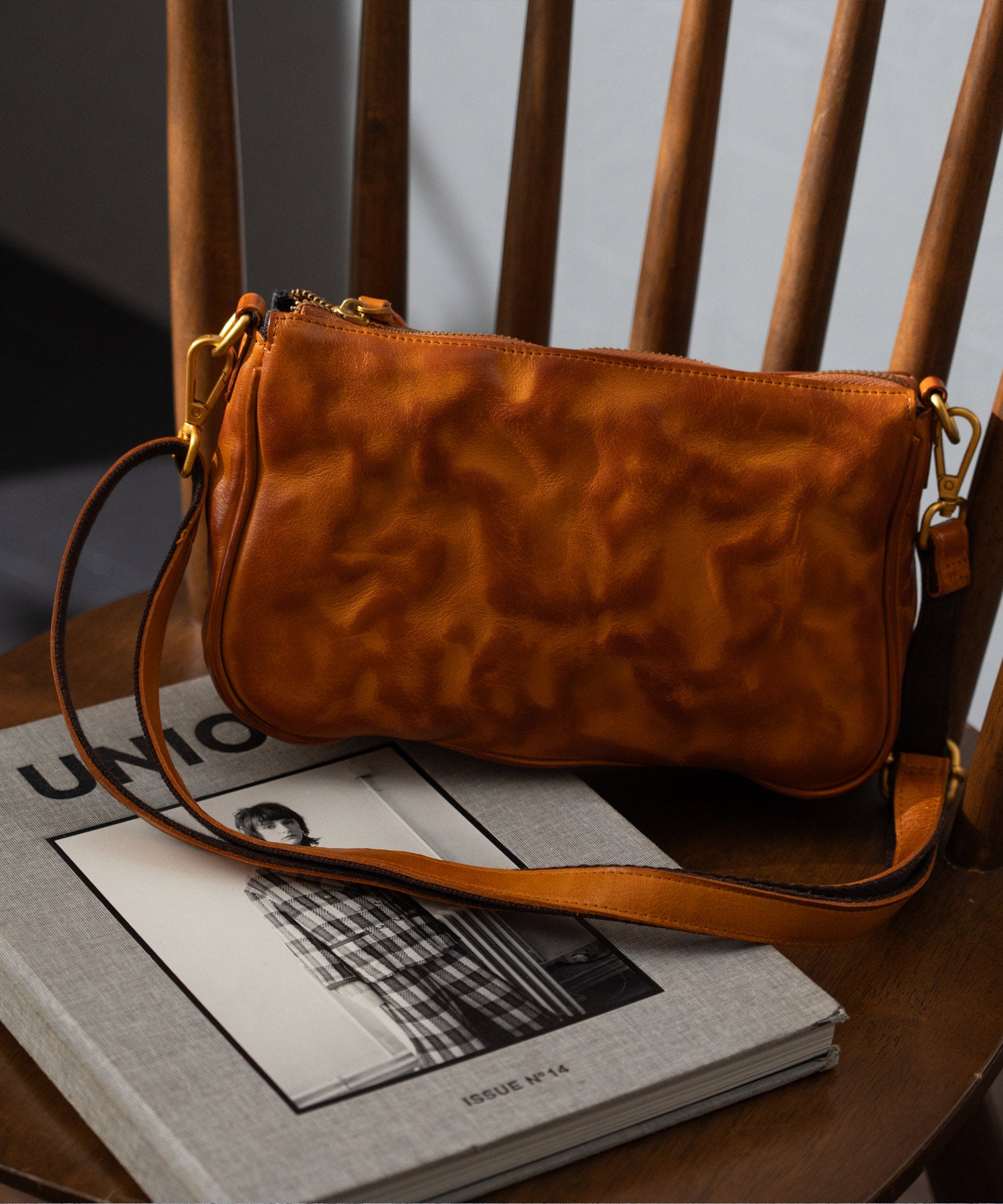 ヴィータフェリーチェ VitaFelice ヴィンテージレザー2wayミニショルダー （CAMEL） CAMEL
