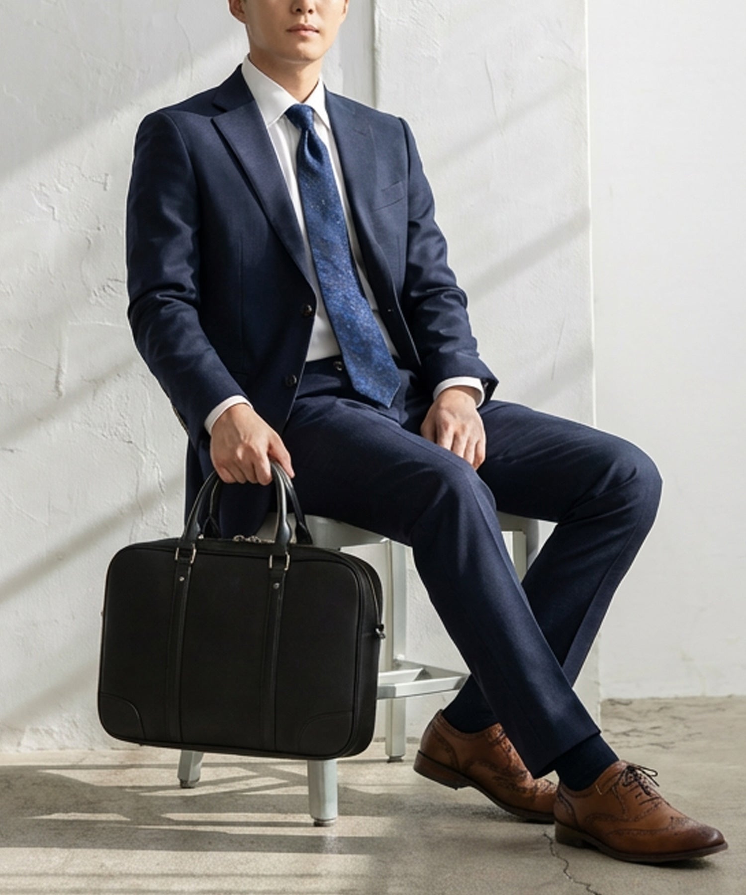 ヴィータフェリーチェ VitaFelice ラウンドファスナー2wayビジネスバッグ （NAVY） NAVY