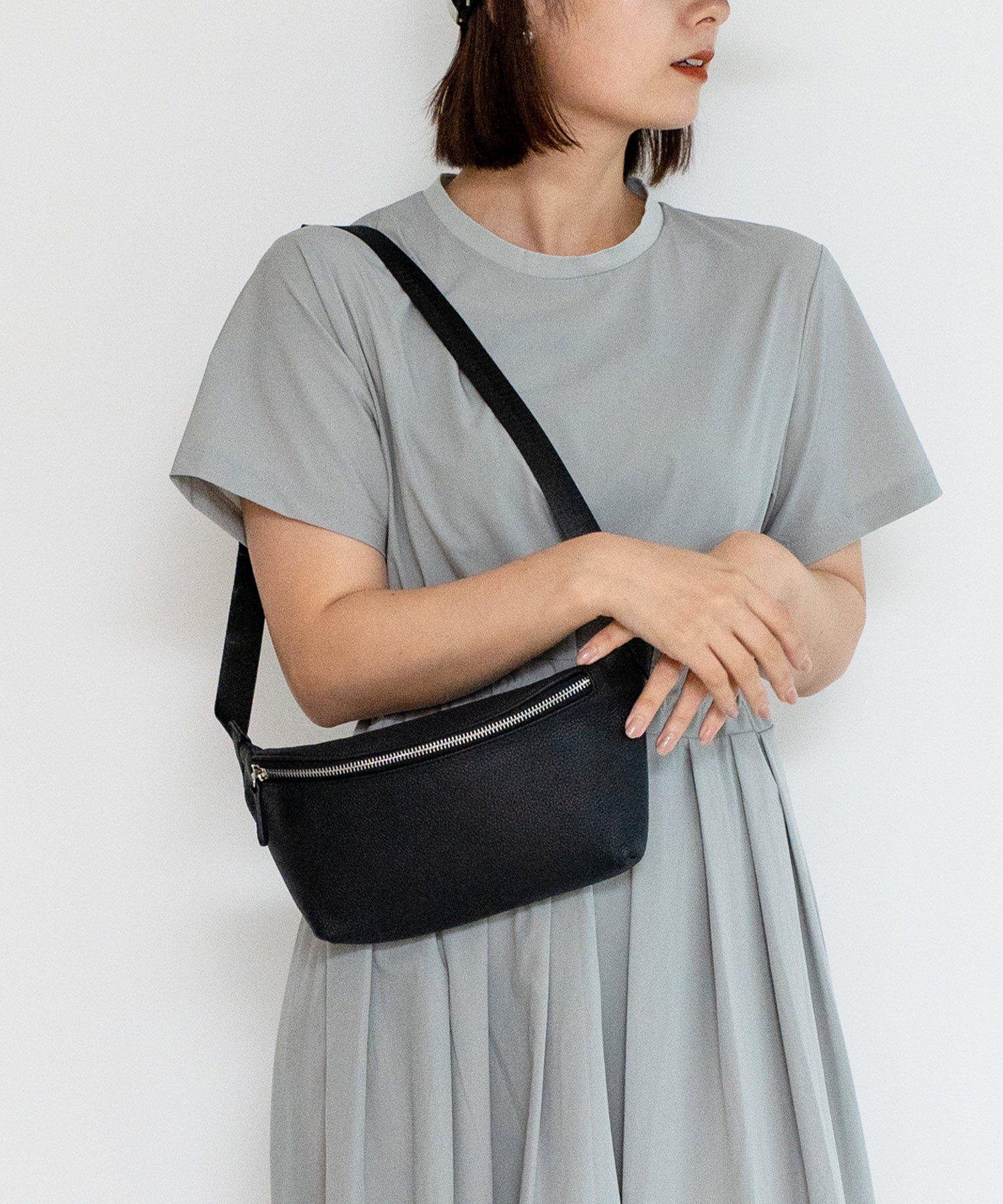 ヴィータフェリーチェ VitaFelice 本革ボディバッグ