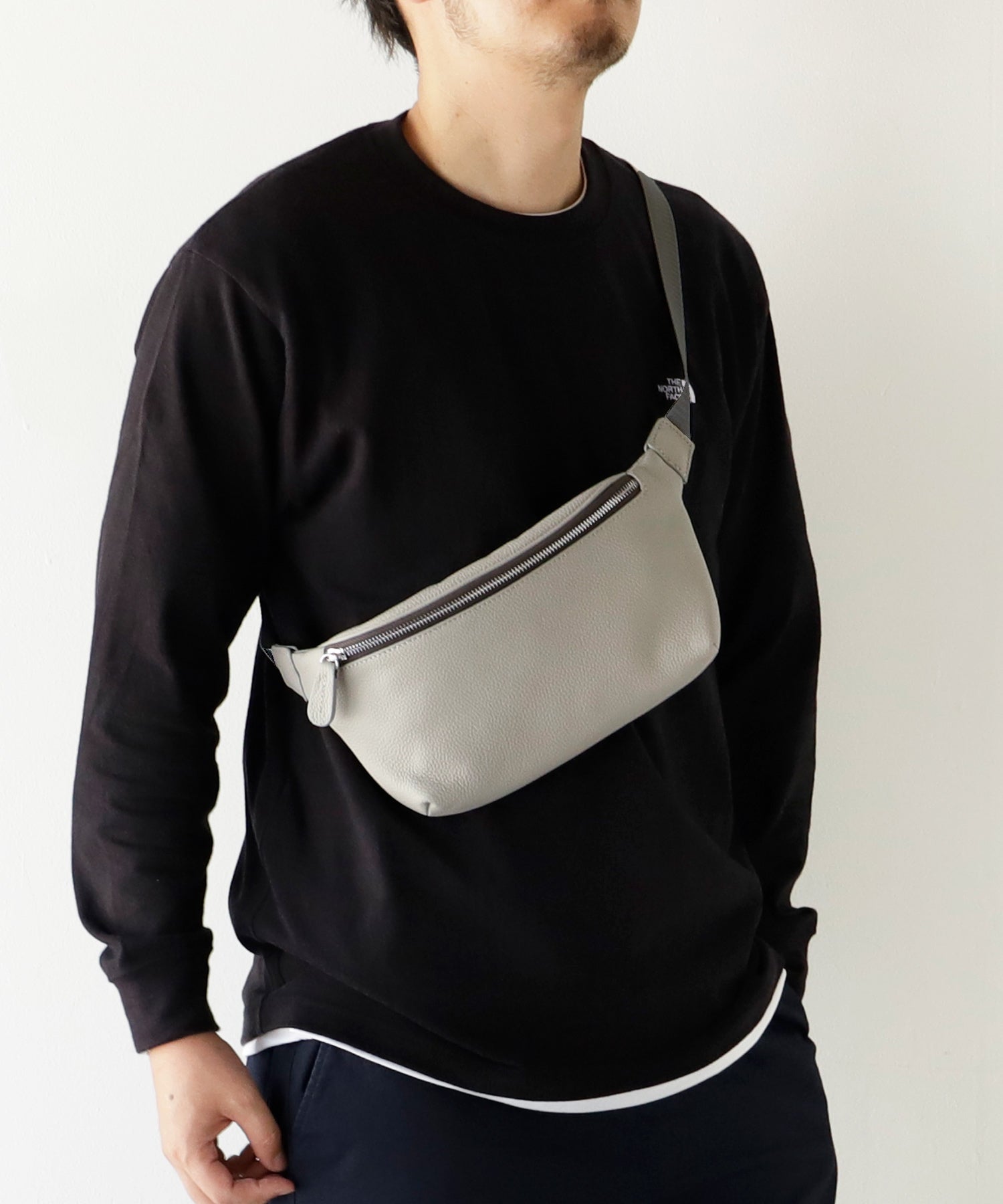 ヴィータフェリーチェ VitaFelice 本革ボディバッグ