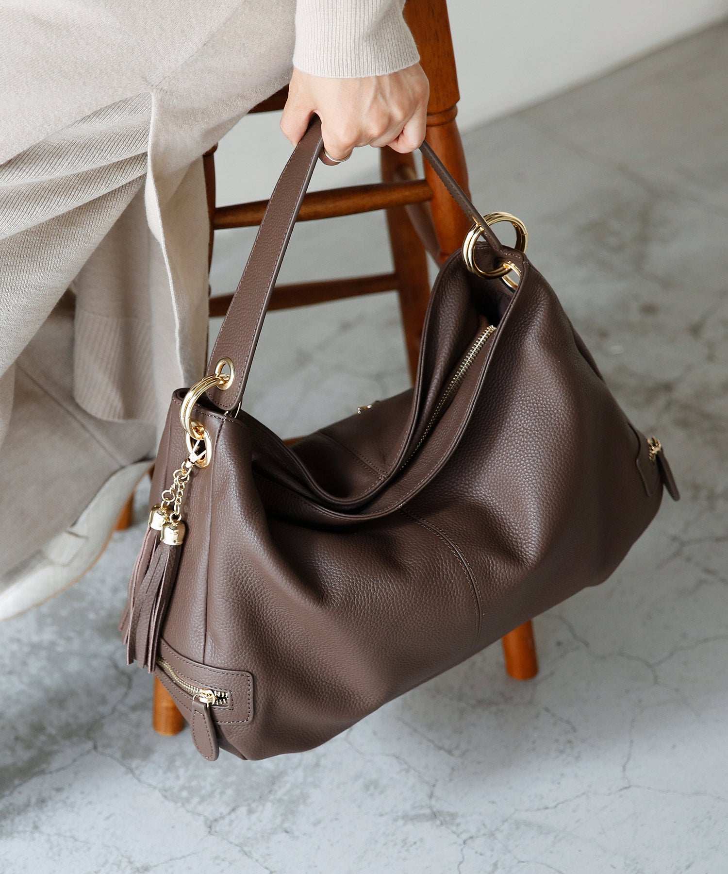 ヴィータフェリーチェ VitaFelice 【本革/カウレザー】2wayワンショルダーバッグ （チャコールブラウン） CBR