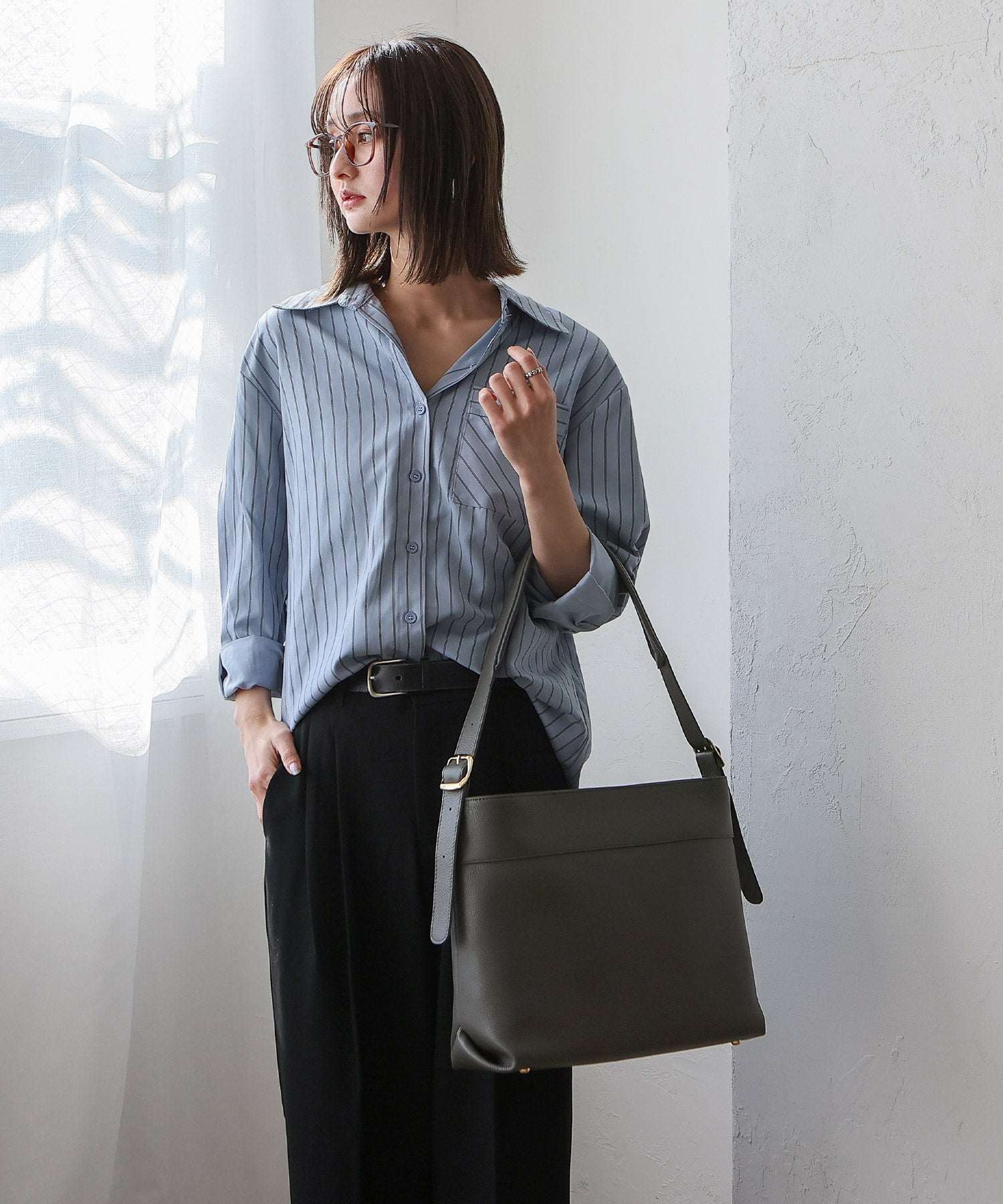 VitaFelice VitaFelice One Handle Genuine Leather Shoulder Tote Bag