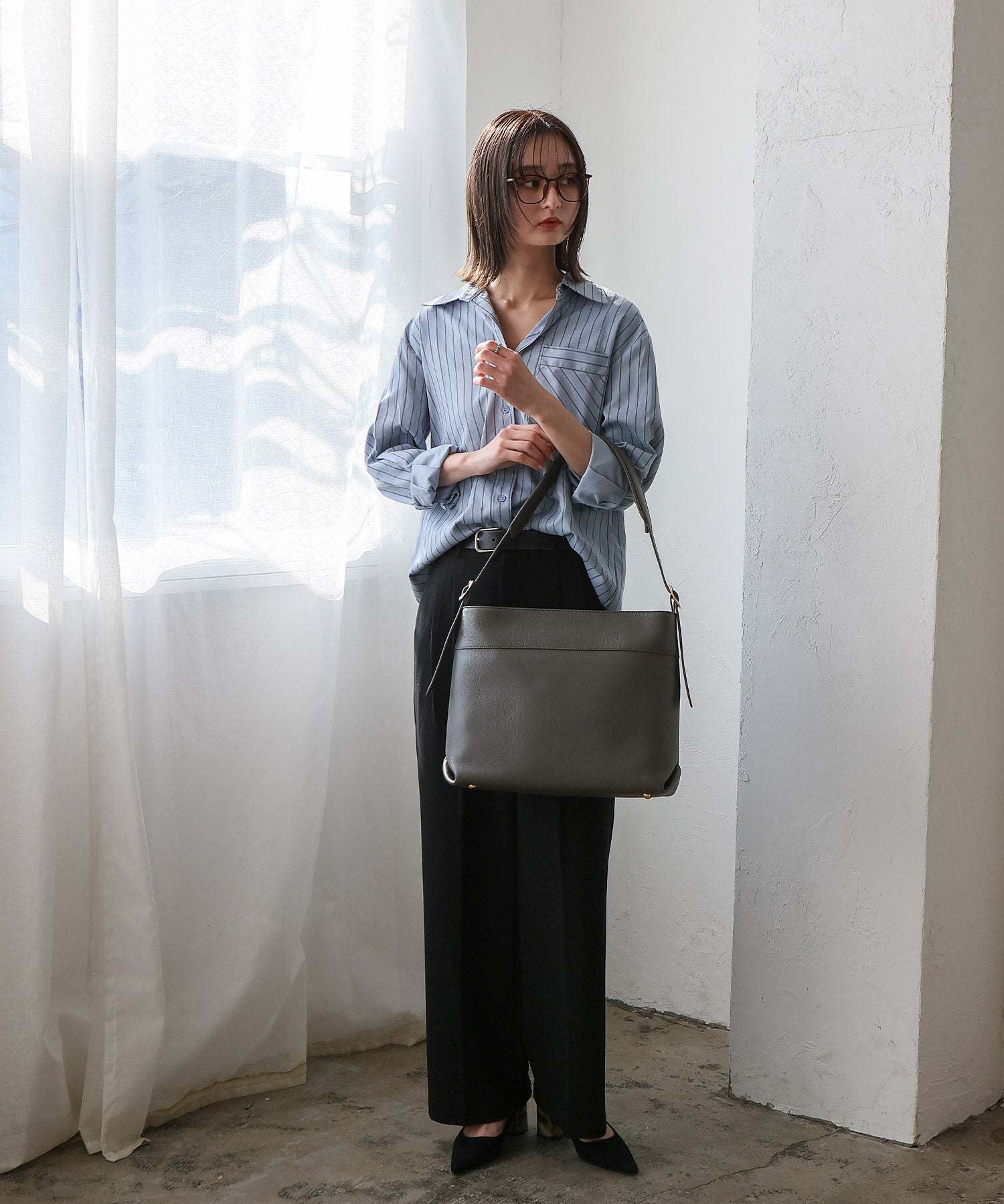 VitaFelice VitaFelice One Handle Genuine Leather Shoulder Tote Bag