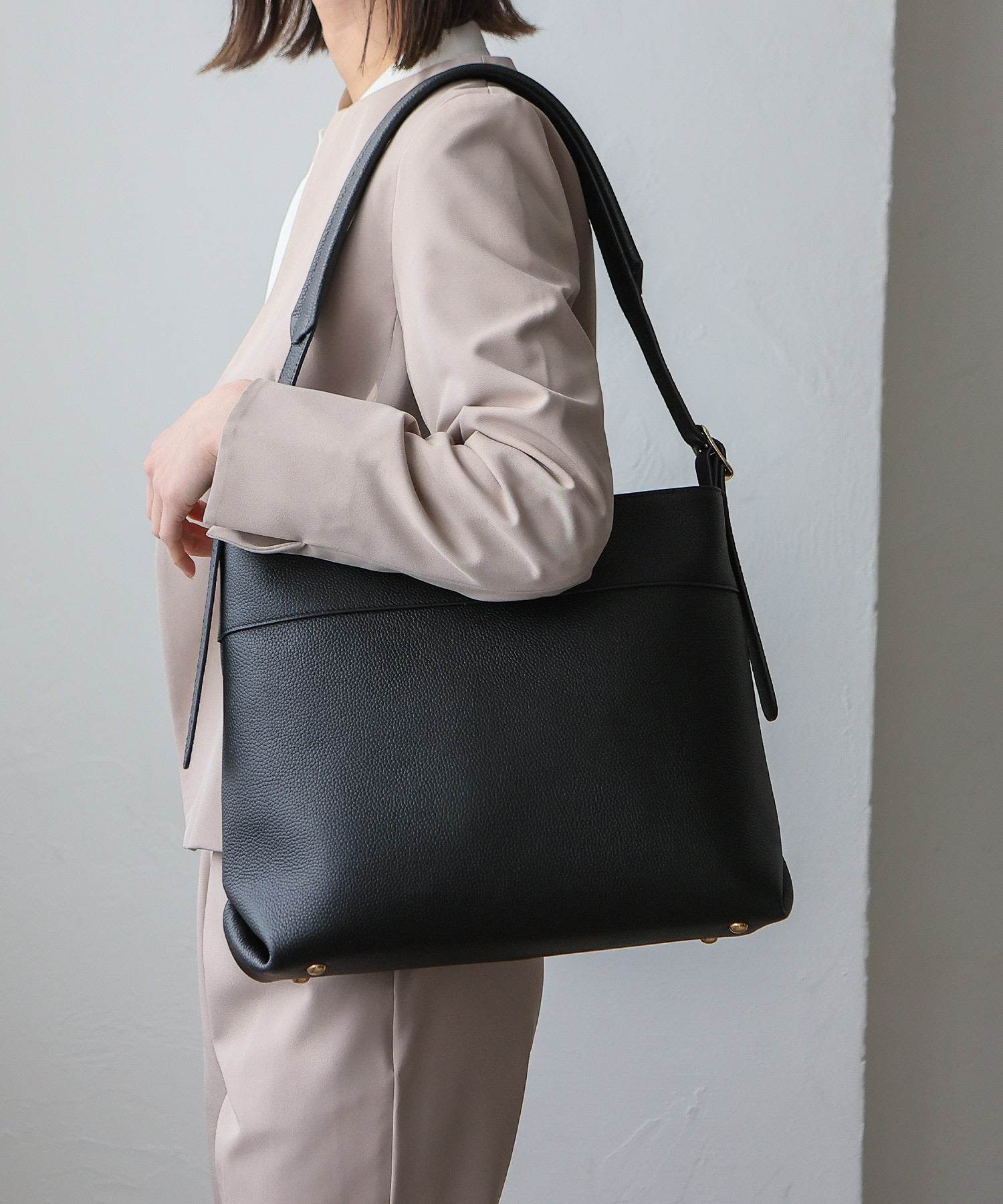 VitaFelice VitaFelice One Handle Genuine Leather Shoulder Tote Bag