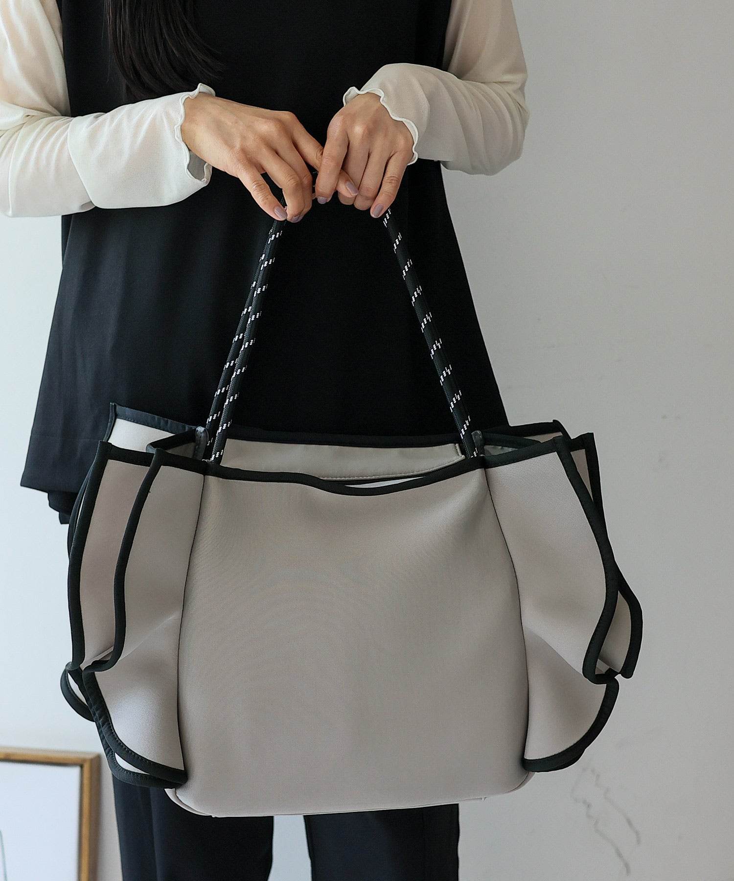 ヴィータフェリーチェ VitaFelice フリルBIGトートバッグ （GRAY） GRAY