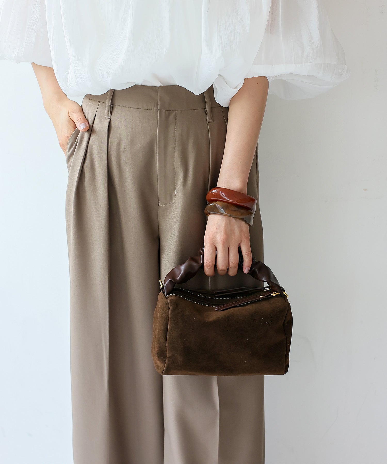 ヴィータフェリーチェ VitaFelice スエードワンハンドルバッグ （BROWN） BROWN