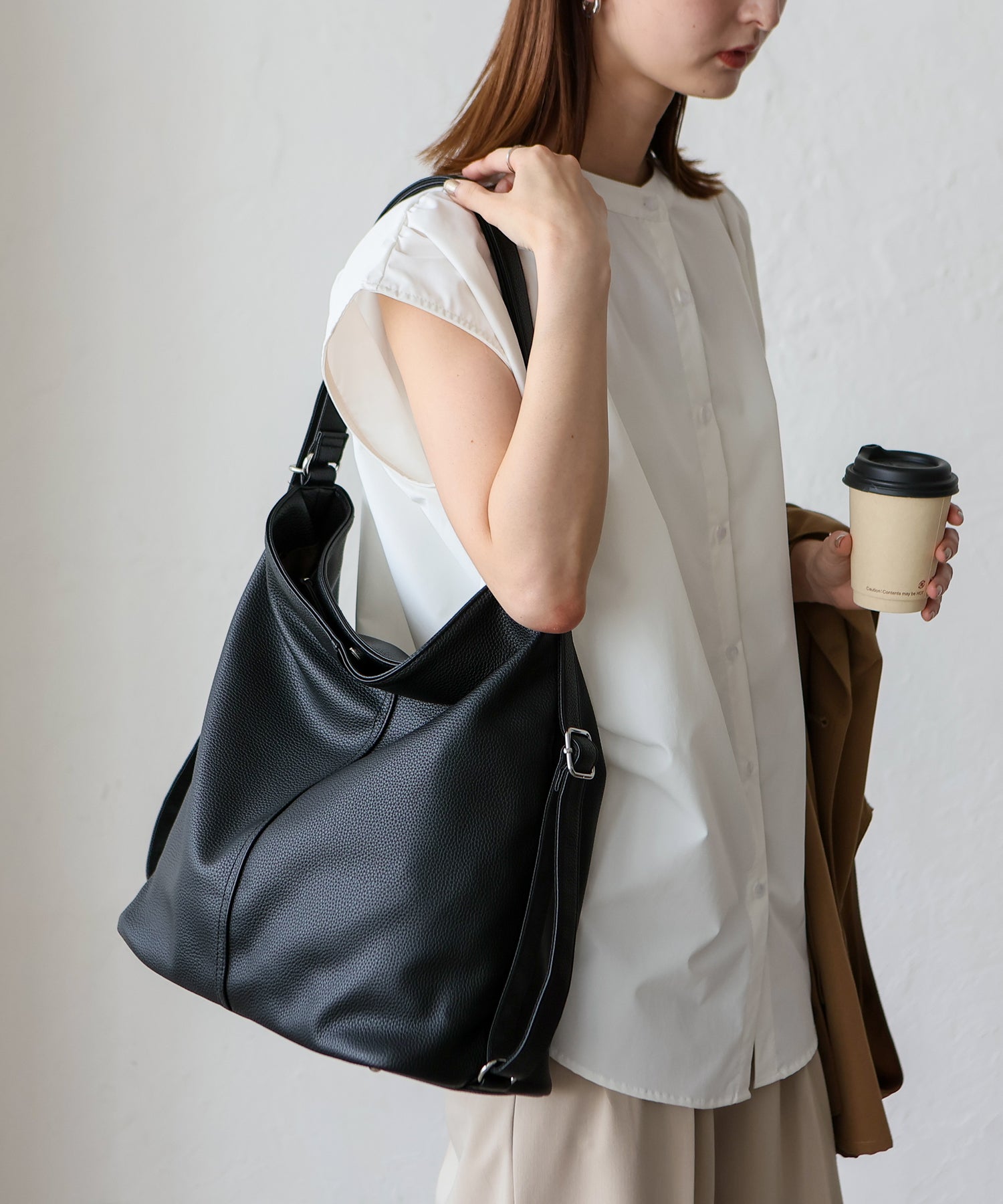 ヴィータフェリーチェ VitaFelice 【1秒でリュック⇔ショルダー】ソフト3WAYリュックサック （BLACK） BLACK