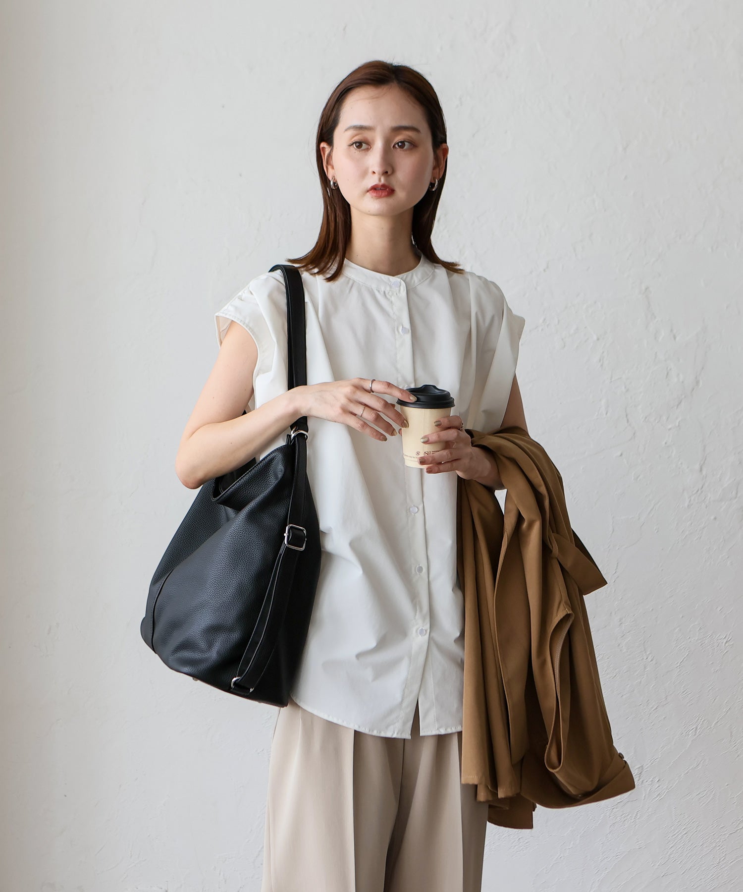 ヴィータフェリーチェ VitaFelice 【1秒でリュック⇔ショルダー】ソフト3WAYリュックサック （BLACK） BLACK