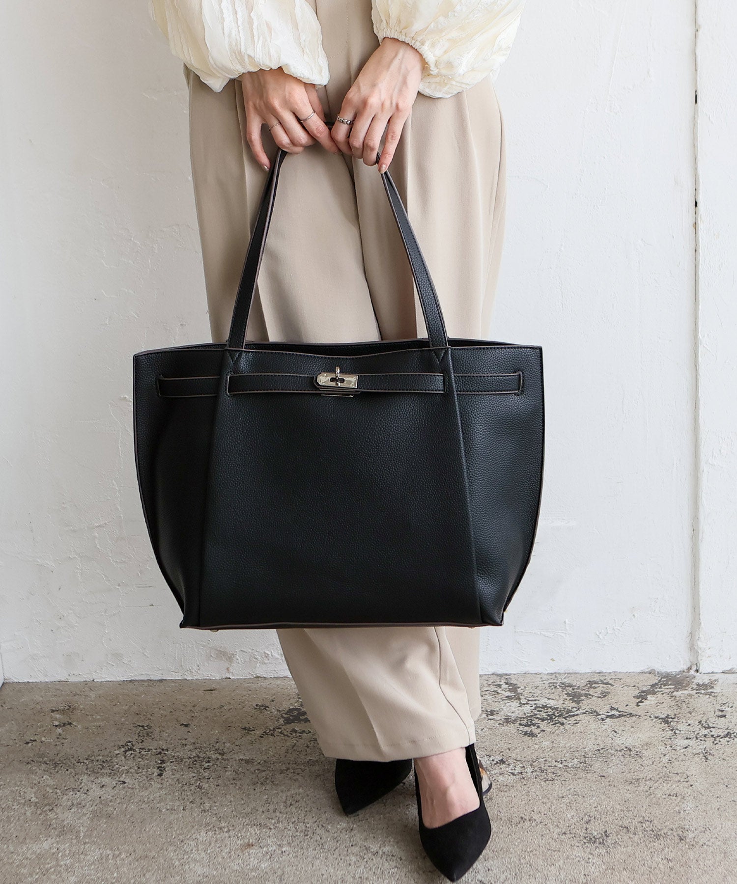ヴィータフェリーチェ VitaFelice ロングハンドルトートバッグ （BLACK） BLACK