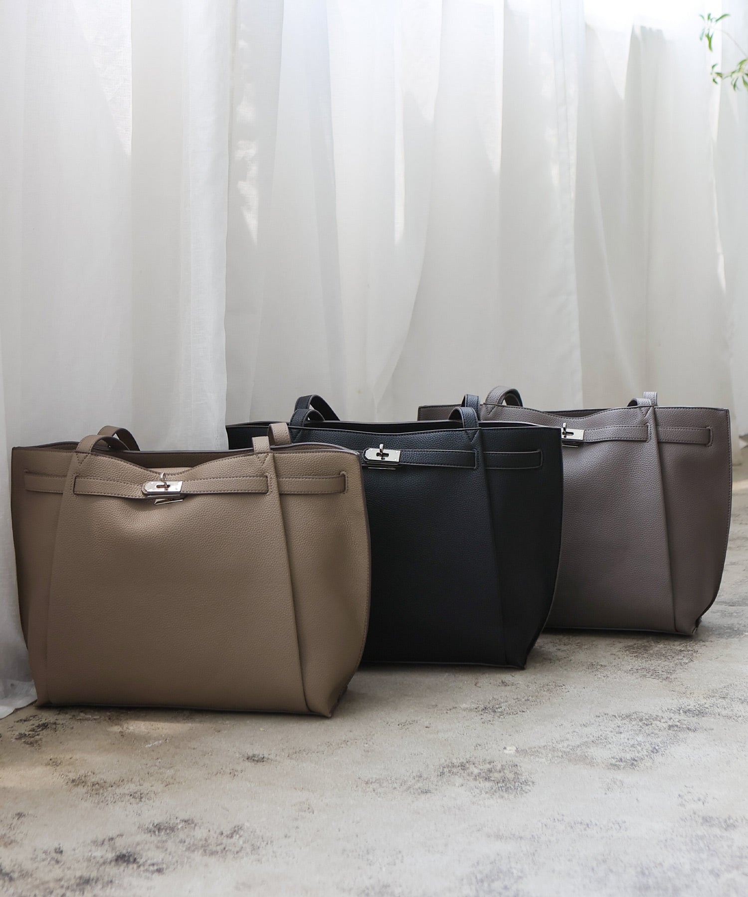ヴィータフェリーチェ VitaFelice ロングハンドルトートバッグ （BLACK） BLACK