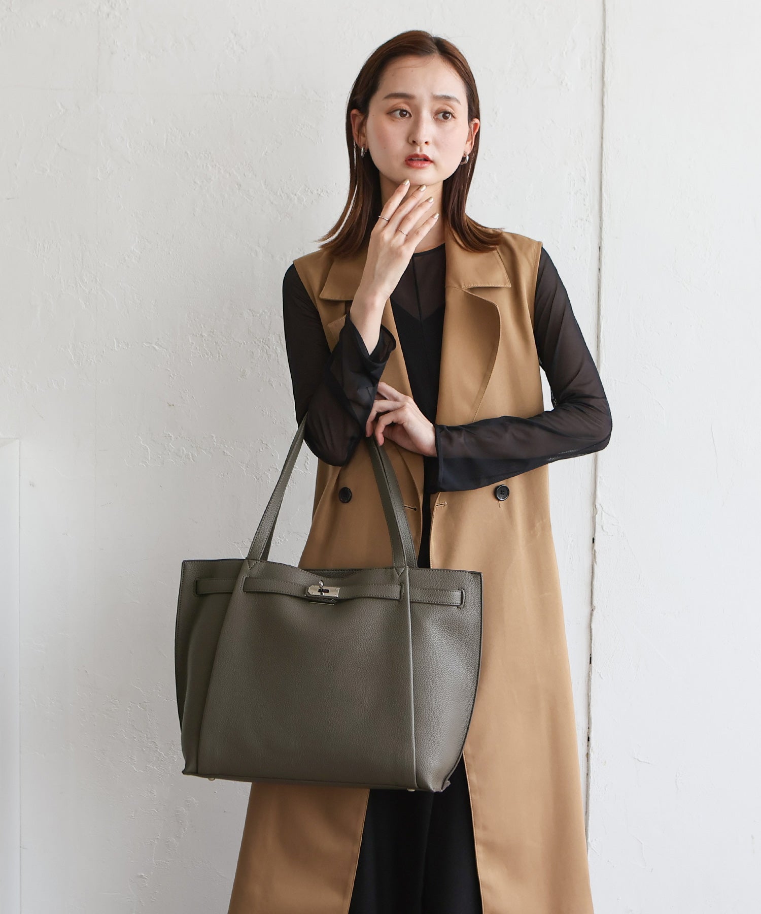 ヴィータフェリーチェ VitaFelice ロングハンドルトートバッグ （BLACK） BLACK