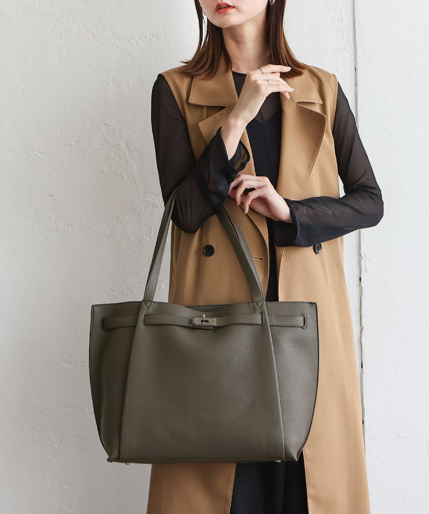 ヴィータフェリーチェ VitaFelice ロングハンドルトートバッグ （BLACK） BLACK
