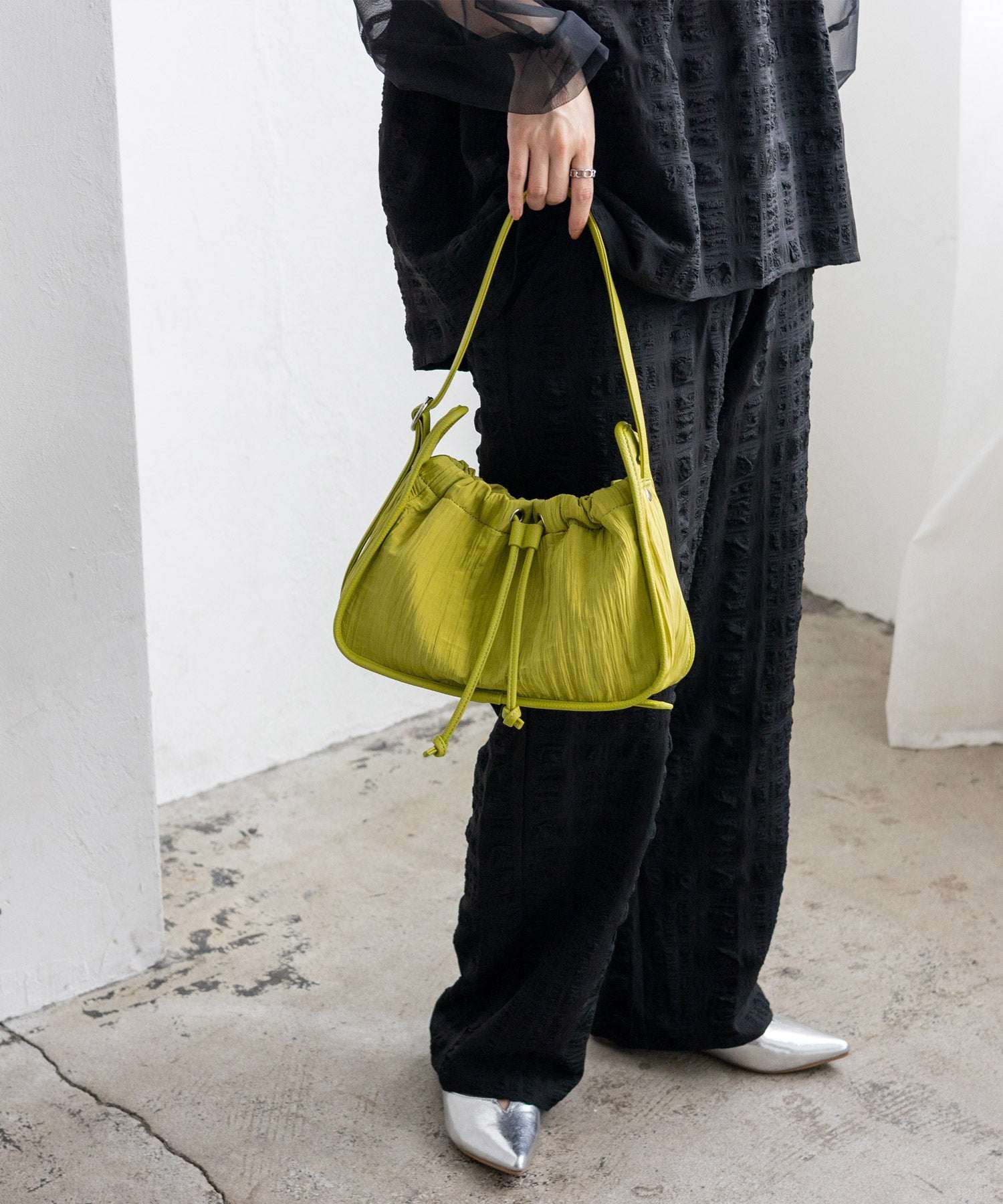 ヴィータフェリーチェ VitaFelice プリーツ巾着MINIバッグ （LIME） LIME