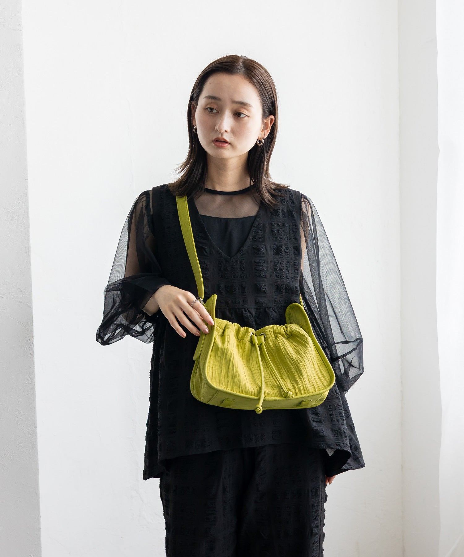 ヴィータフェリーチェ VitaFelice プリーツ巾着MINIバッグ （LIME） LIME