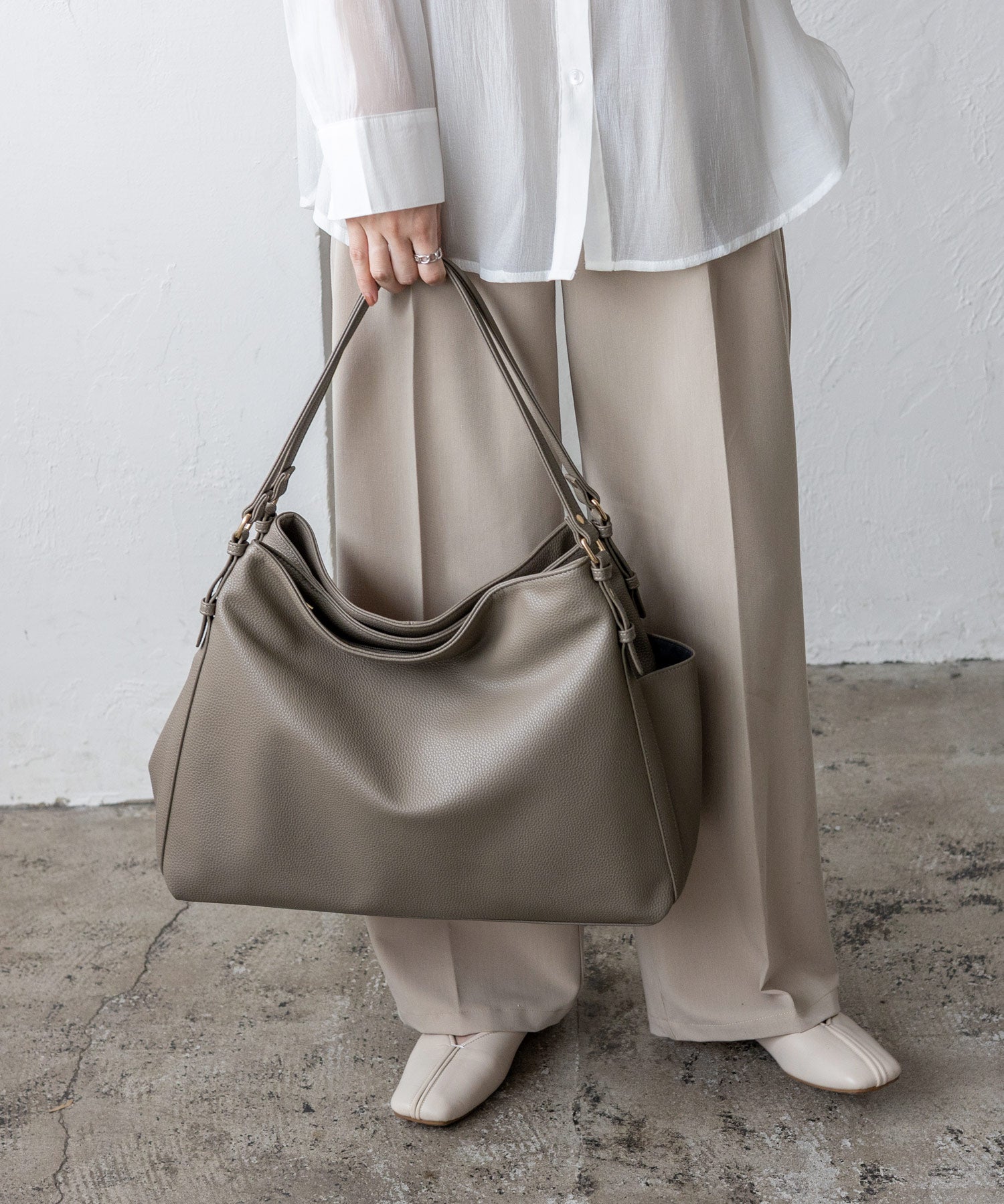 ヴィータフェリーチェ VitaFelice 2ROOMトートバッグ （GRAYBEIGE） GRAYBEIGE
