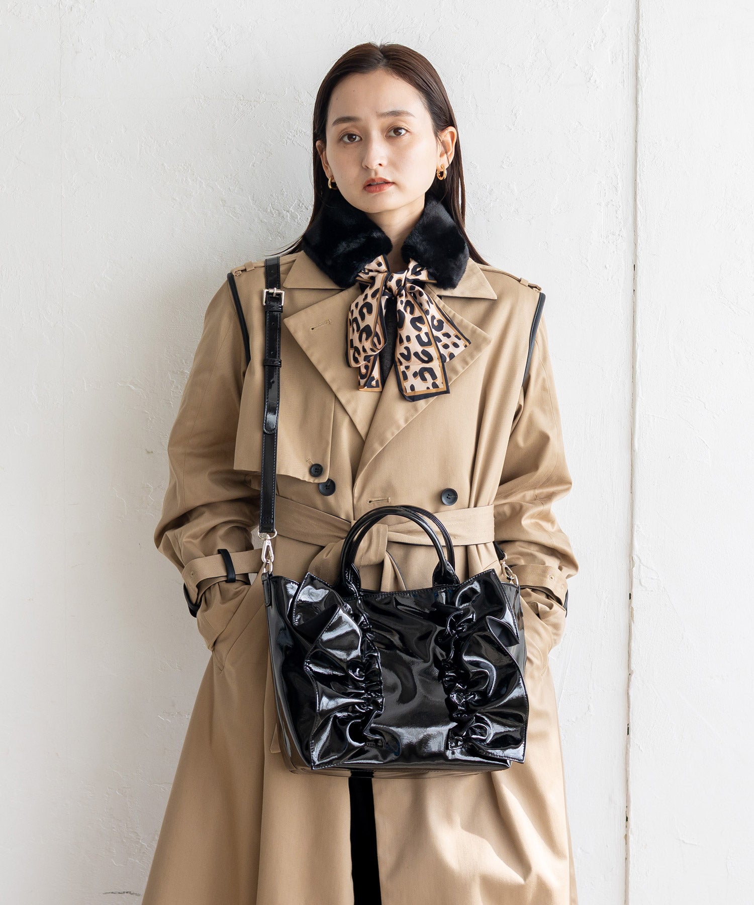 ヴィータフェリーチェ VitaFelice エナメル2wayフリルトートバッグ （MOCHA） MOCHA