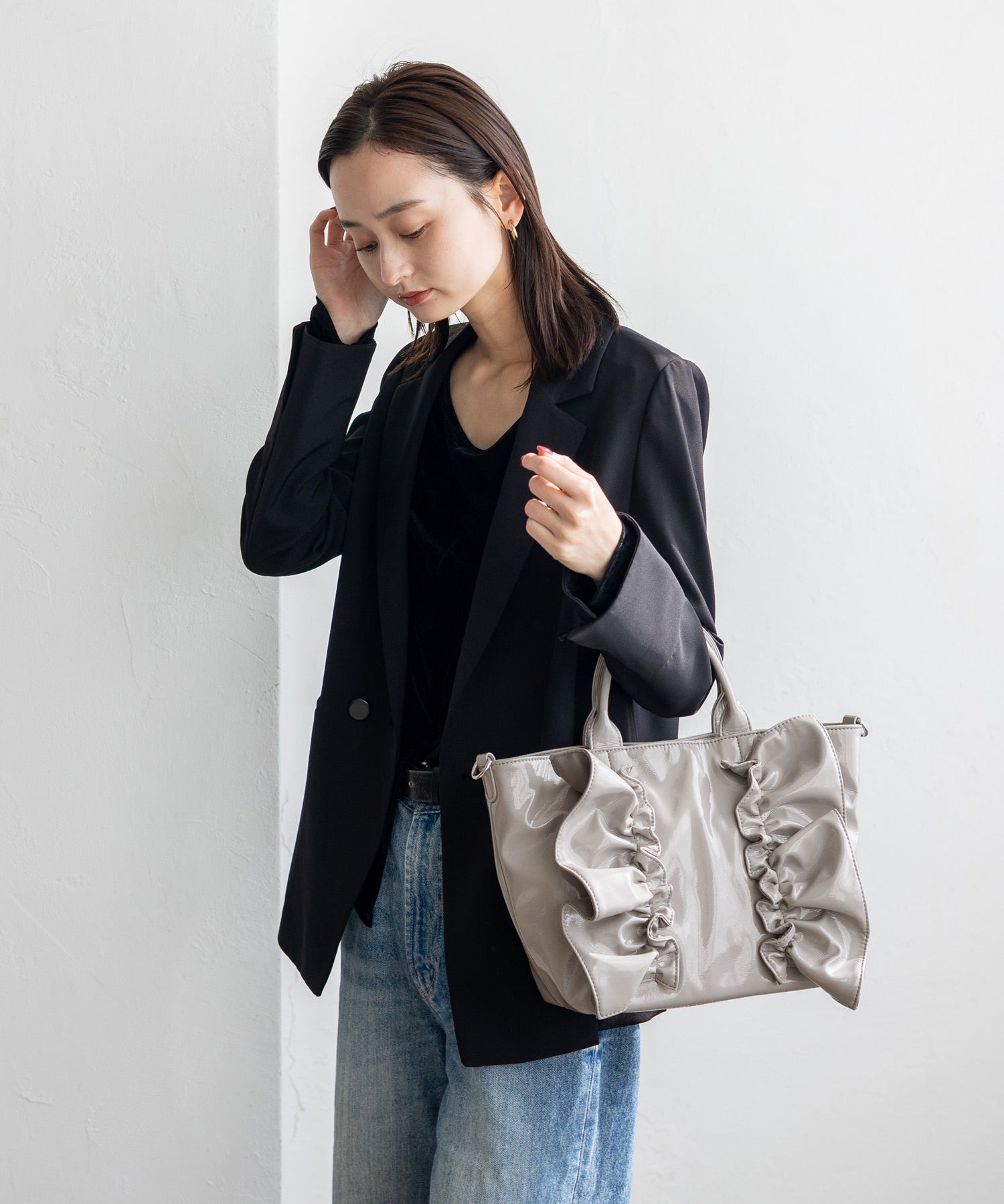 ヴィータフェリーチェ VitaFelice エナメル2wayフリルトートバッグ （MOCHA） MOCHA