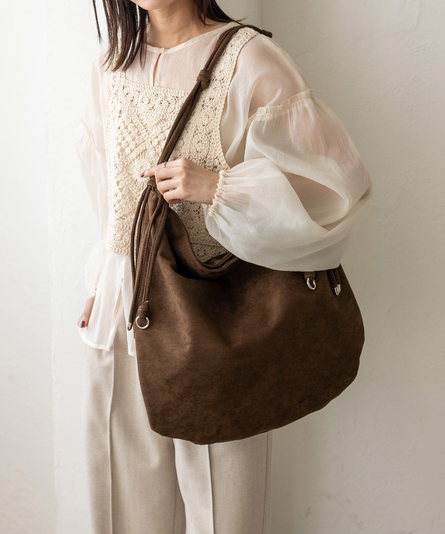 ヴィータフェリーチェ VitaFelice スエードワンハンドルバッグ （KHAKI） KHAKI