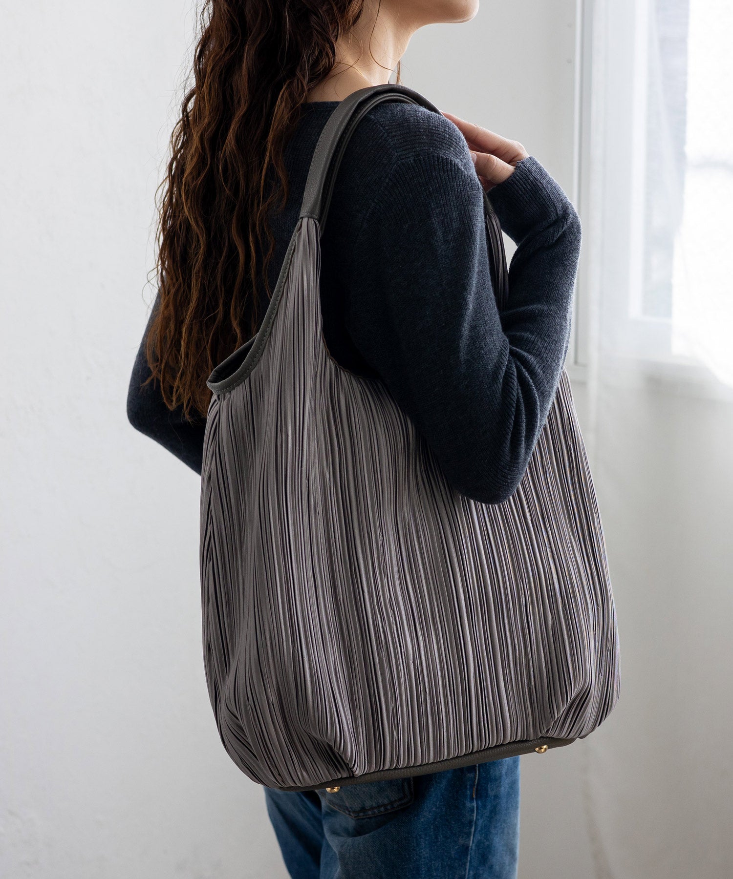 ヴィータフェリーチェ VitaFelice プリーツロングハンドルトートバッグ （GRAY） GRAY
