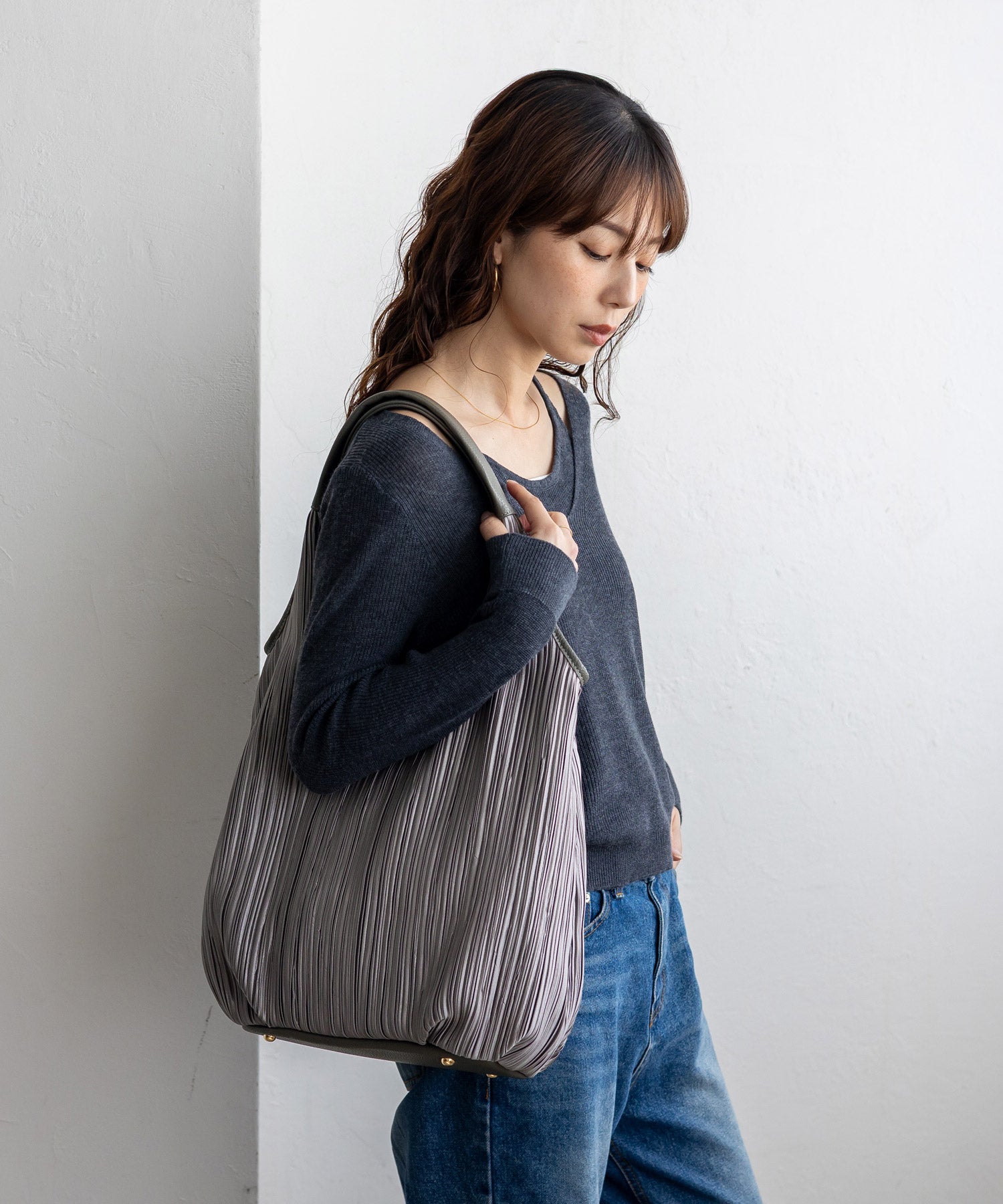 ヴィータフェリーチェ VitaFelice プリーツロングハンドルトートバッグ （GRAY） GRAY