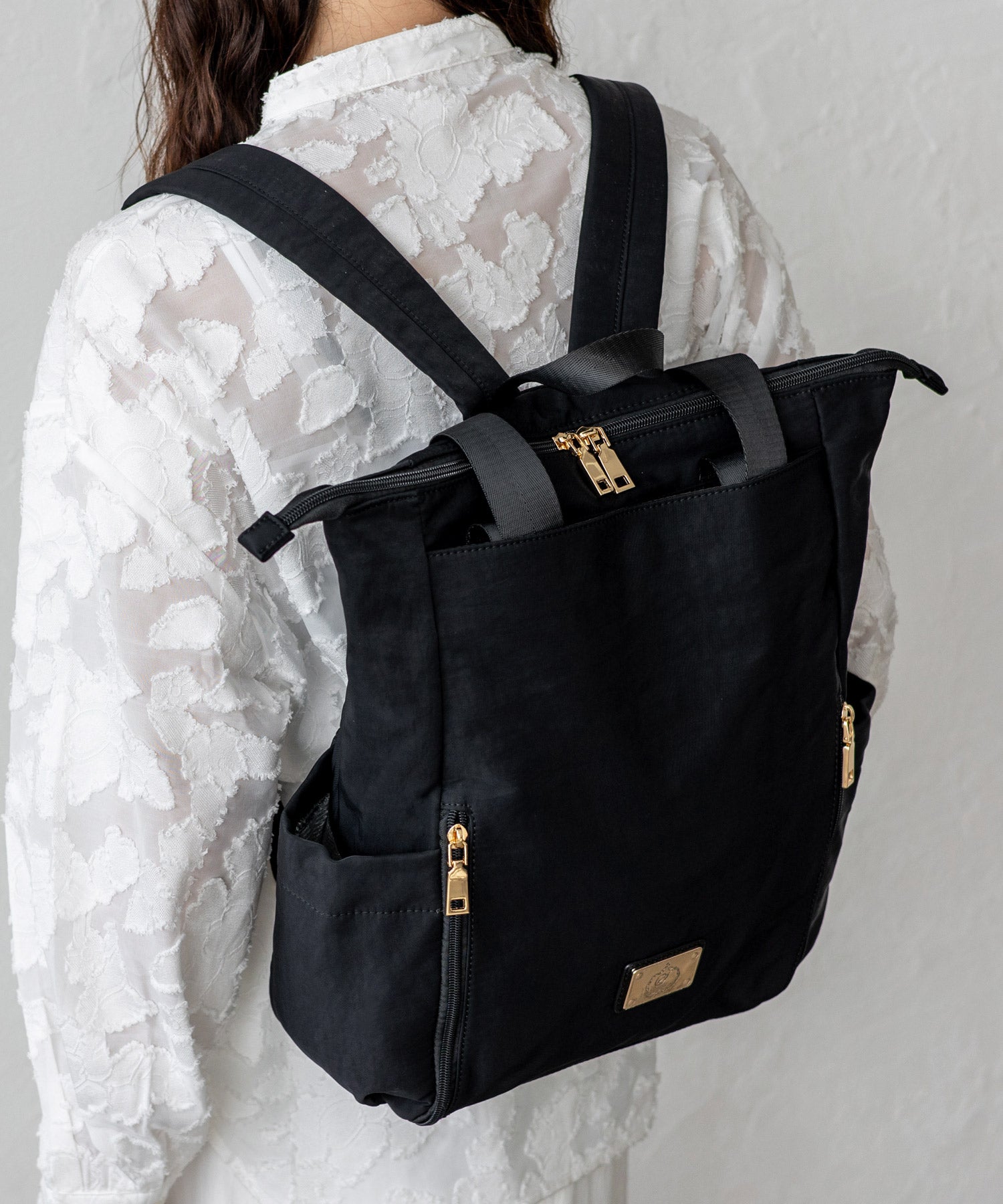 ヴィータフェリーチェ VitaFelice ゴールドプレートナイロン2wayリュック （BLACK） BLACK