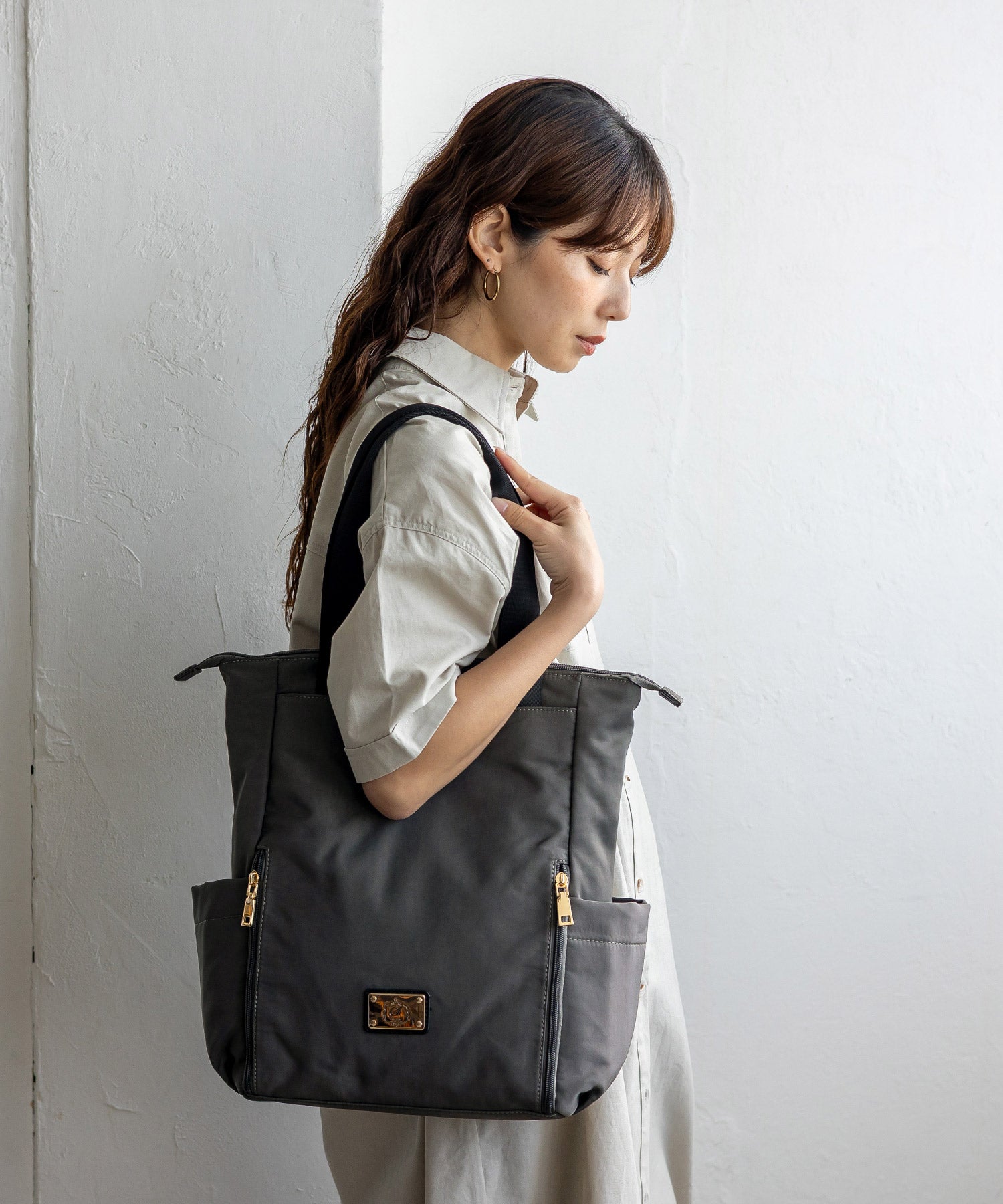 ヴィータフェリーチェ VitaFelice ゴールドプレートナイロン2wayリュック （BLACK） BLACK