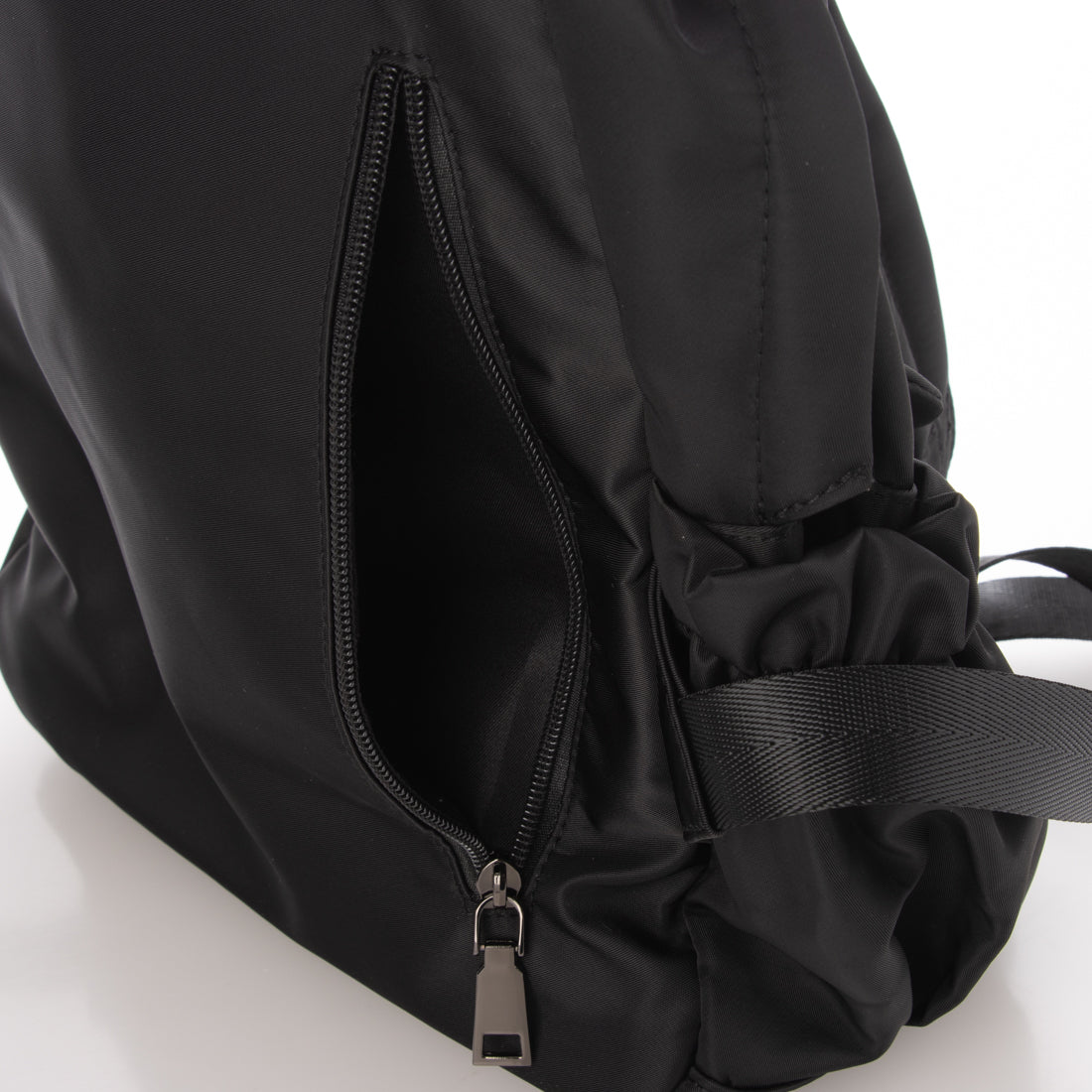 ヴィータフェリーチェ VitaFelice 10ポケットナイロンリュックサック （BLACK） BLACK