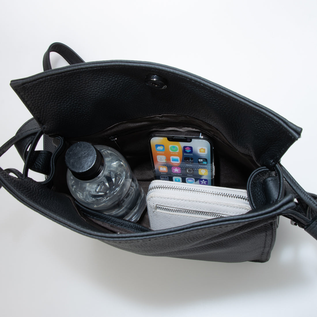 ヴィータフェリーチェ VitaFelice 本牛革巾着ショルダーバッグ