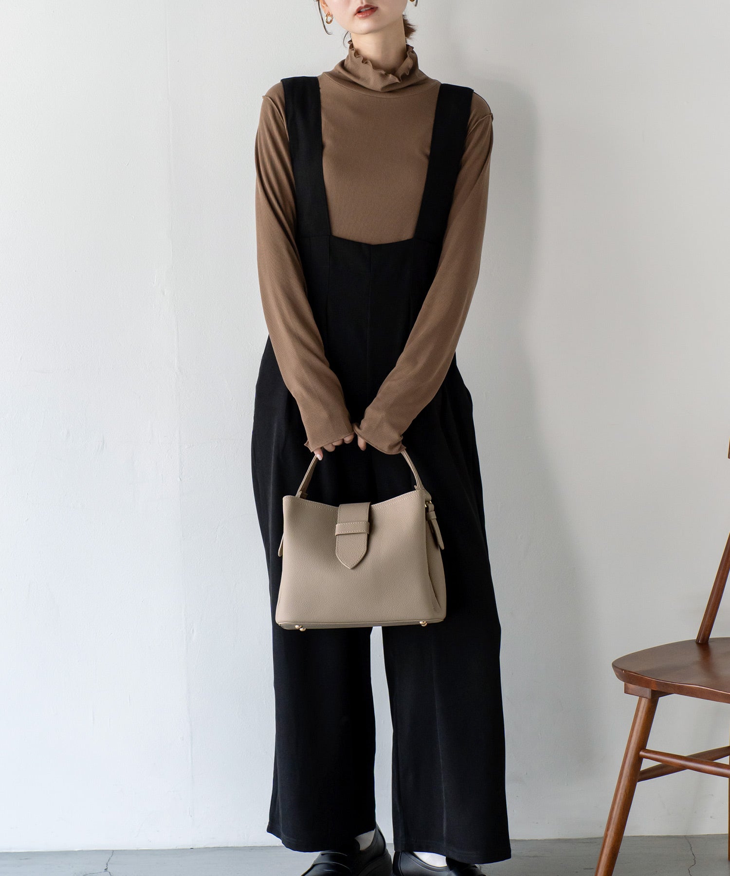 ヴィータフェリーチェ VitaFelice 本革3ルーム2wayハンドバッグ （GRAYBEIGE） GRAYBEIGE