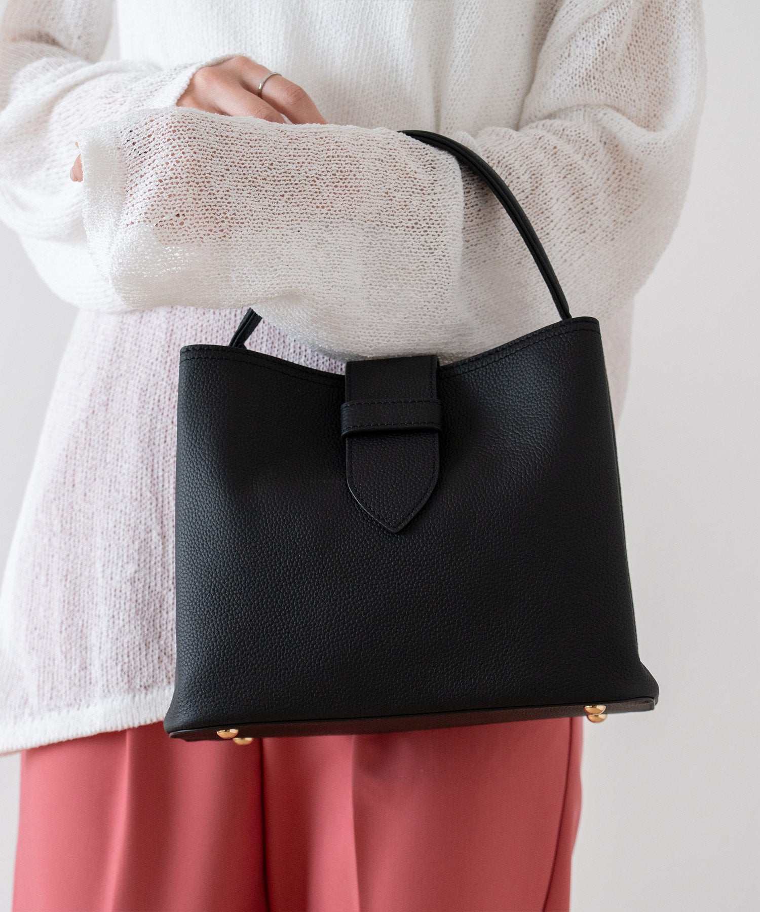 ヴィータフェリーチェ VitaFelice 本革3ルーム2wayハンドバッグ,BLACK