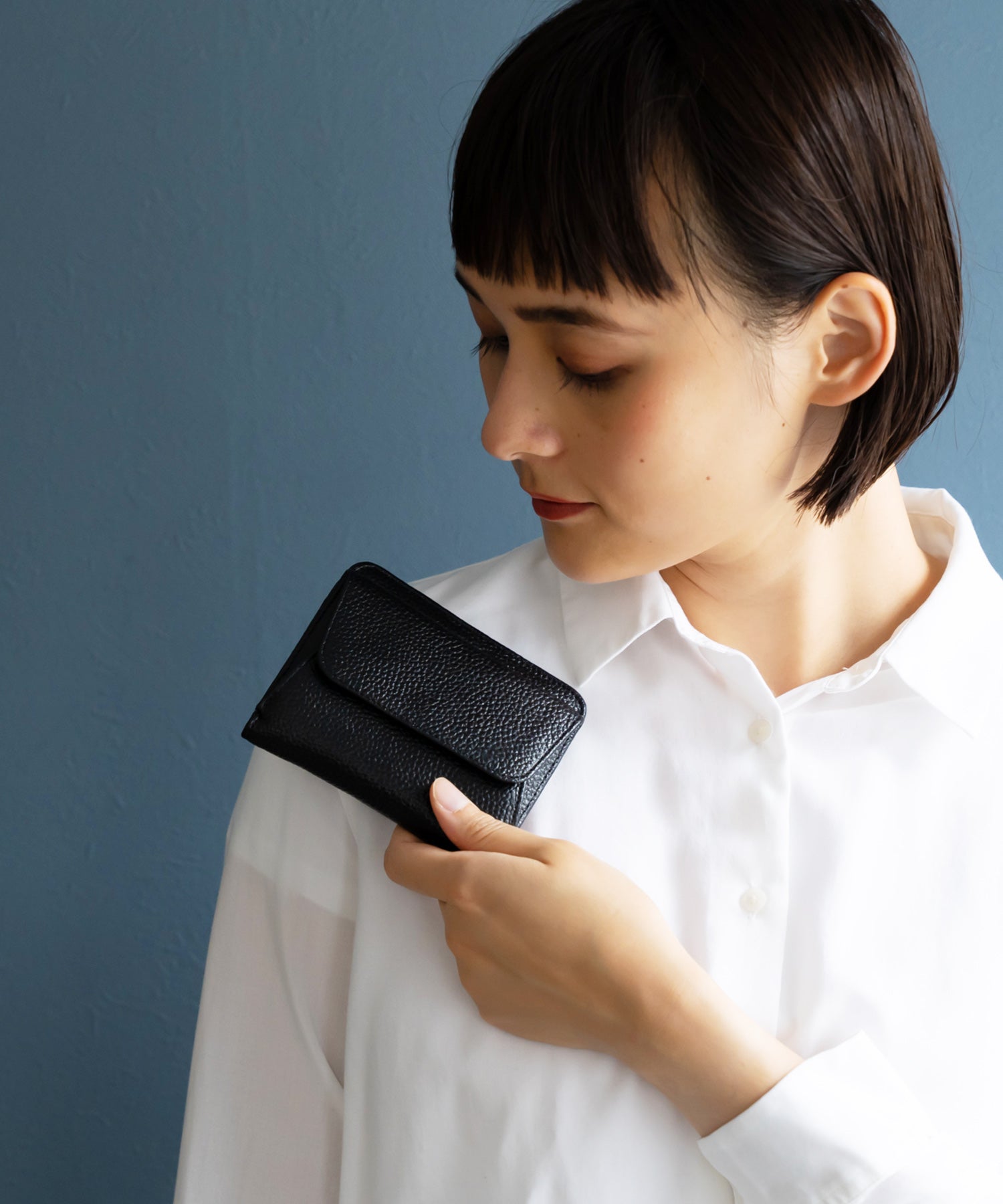 ヴィータフェリーチェ VitaFelice コンパクト牛革スリムウォレット （GOLD） GOLD