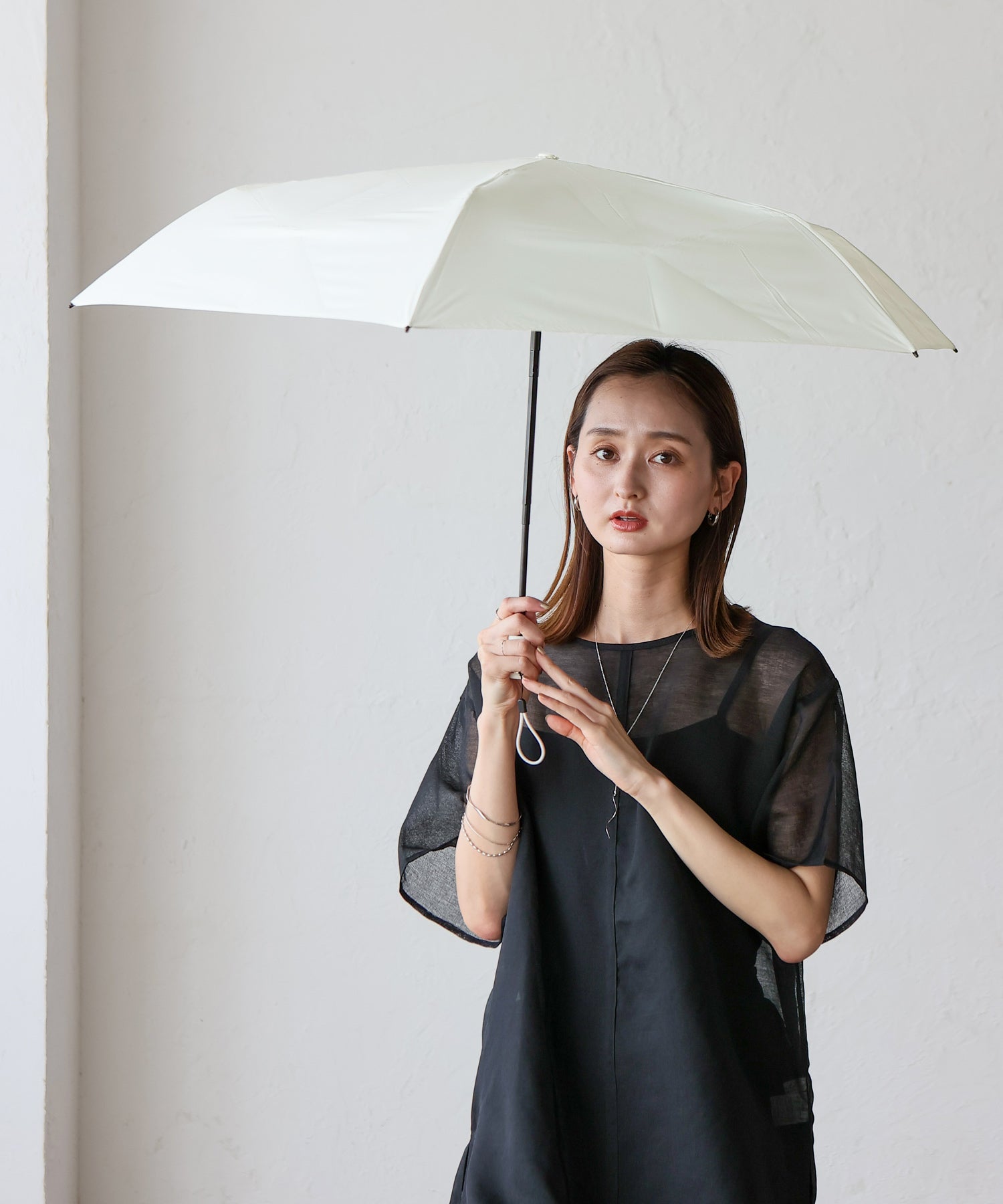 ヴィータフェリーチェ VitaFelice 晴雨兼用折りたたみ日傘（形状記憶） （OFFWHITE） OFFWHITE