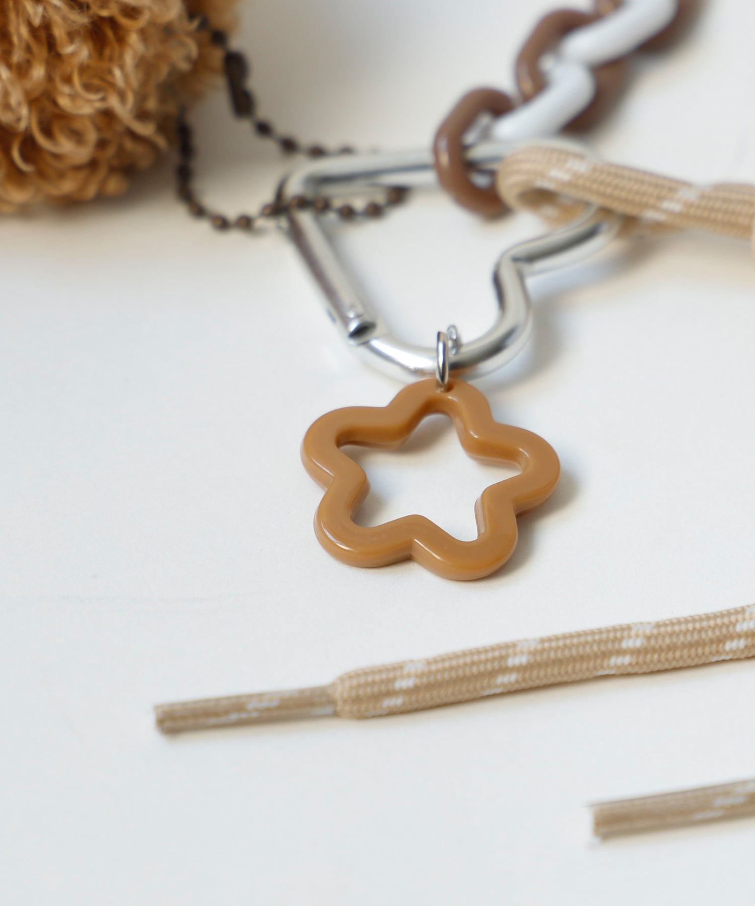 ヴィータフェリーチェ VitaFelice カラフルモンスター ファーキーホルダー（コードストラップ付き バッグチャーム） （ORANGE） ORANGE