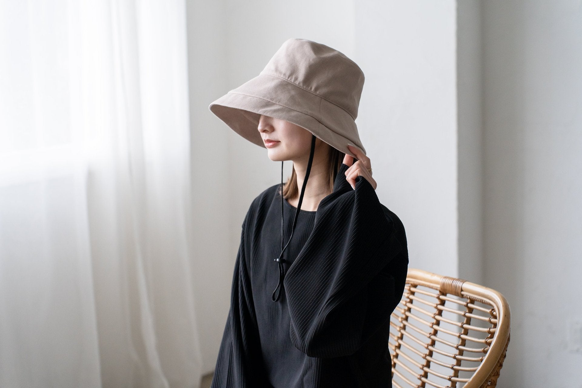 VitaFelice Cool-to-the-touch Capelin Hat
