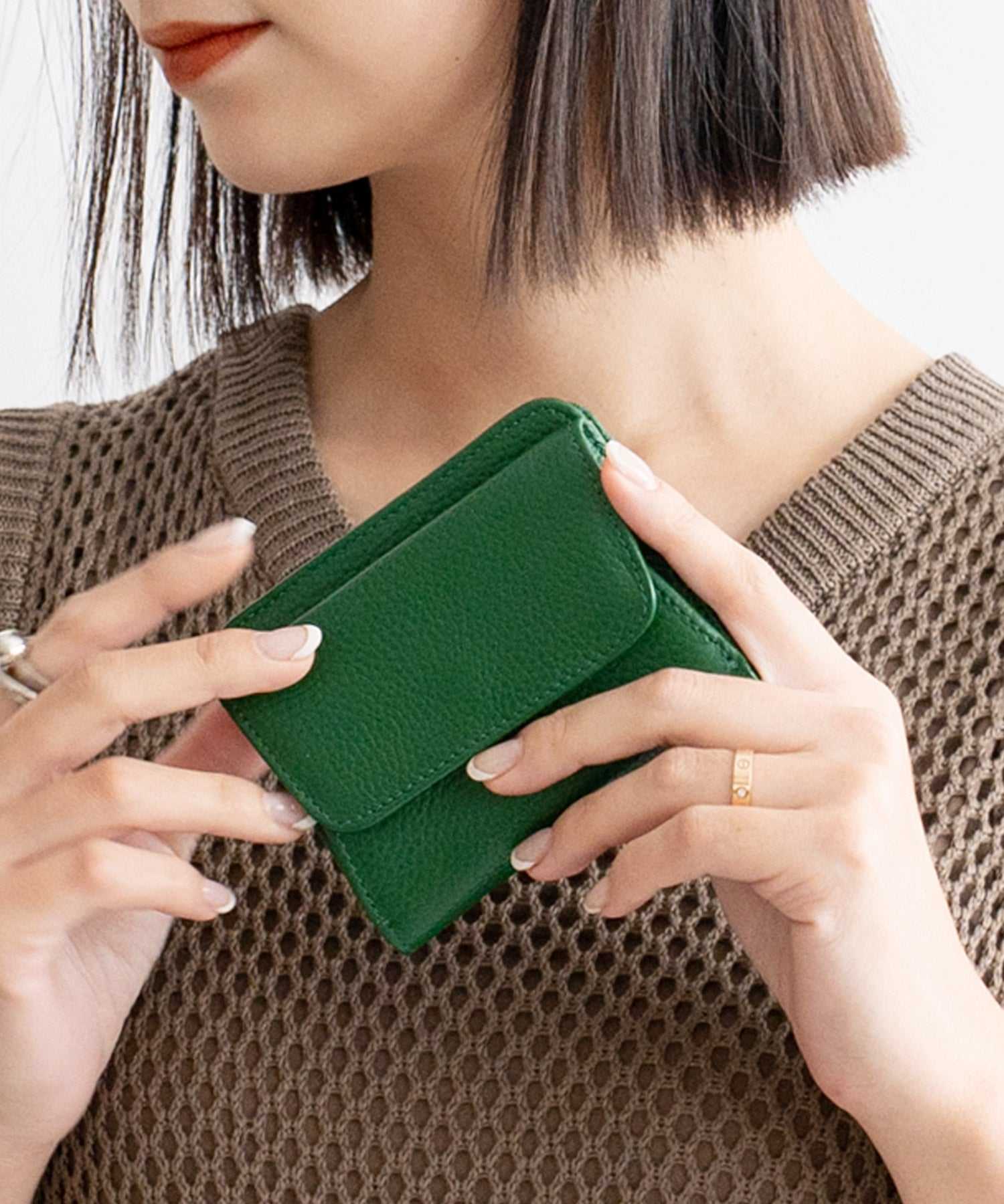 ヴィータフェリーチェ VitaFelice コンパクト牛革スリムウォレット （GREEN） GREEN