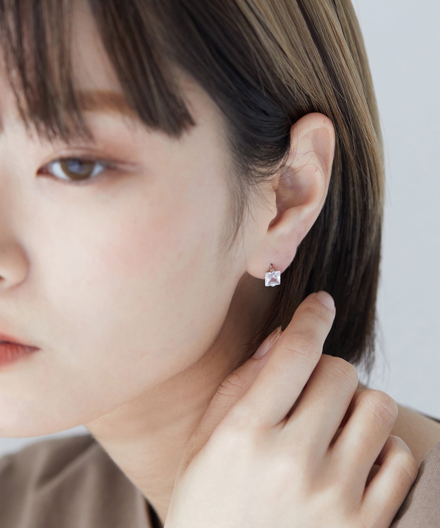ヴィータフェリーチェ VitaFelice ジルコニアフープピアス,SILVER