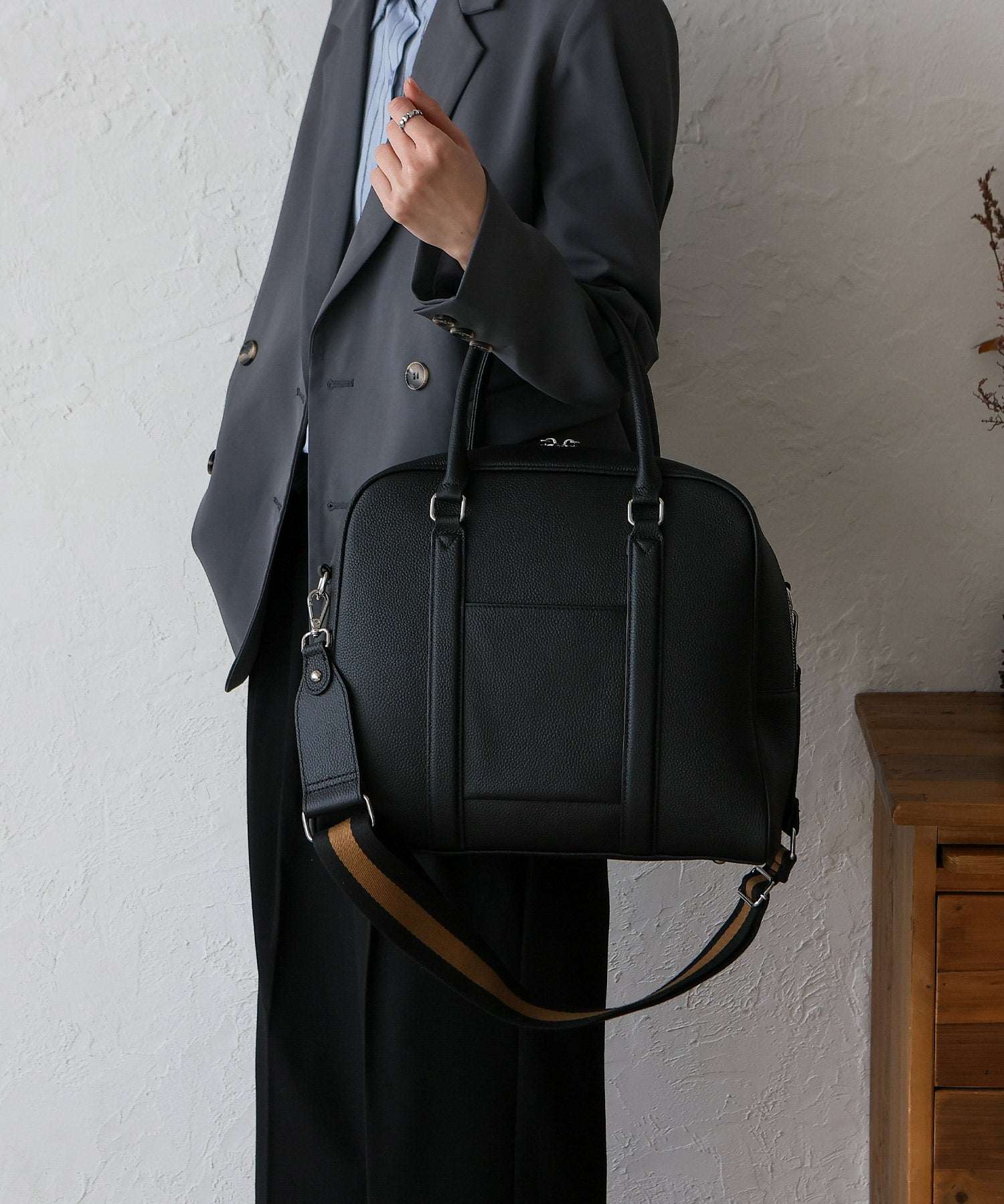 VitaFelice VitaFelice Genuine Leather 2-way Square Boston Bag