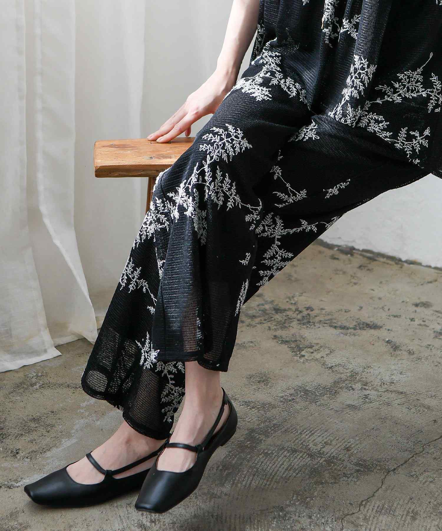 ヴィータフェリーチェ VitaFelice 花柄刺繍シアーパンツ （BLACK） BLACK