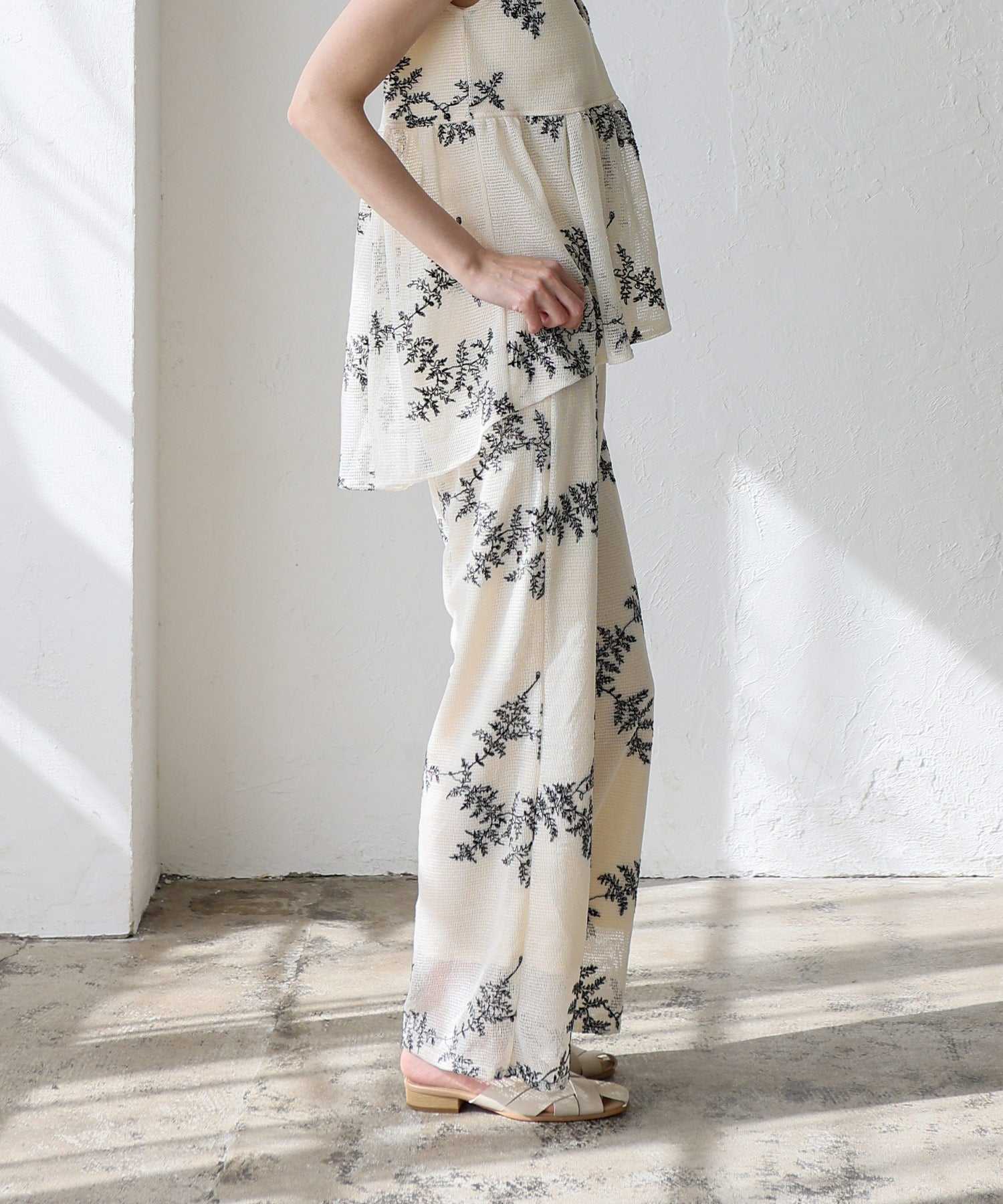 ヴィータフェリーチェ VitaFelice 花柄刺繍シアーパンツ （BLACK） BLACK